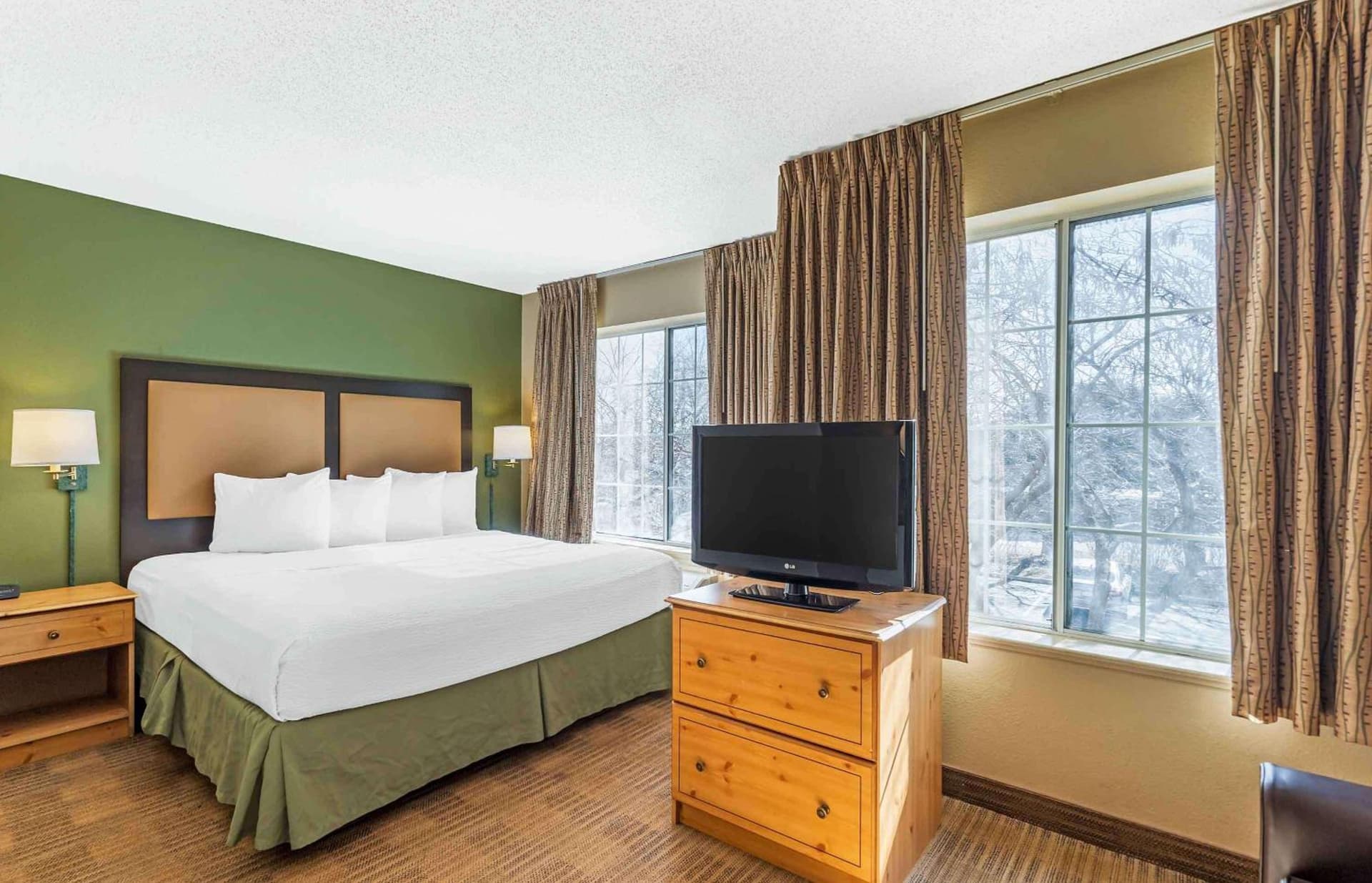 Extended Stay America Select Suites - Chicago - Naperville - East gallery photo in Naperville, IL — image 41