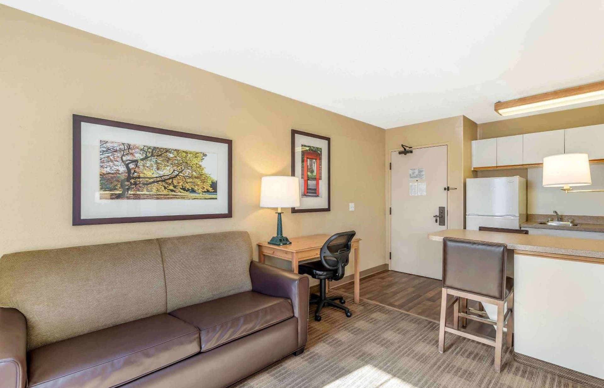 Extended Stay America Select Suites - Chicago - Naperville - East gallery photo in Naperville, IL — image 46
