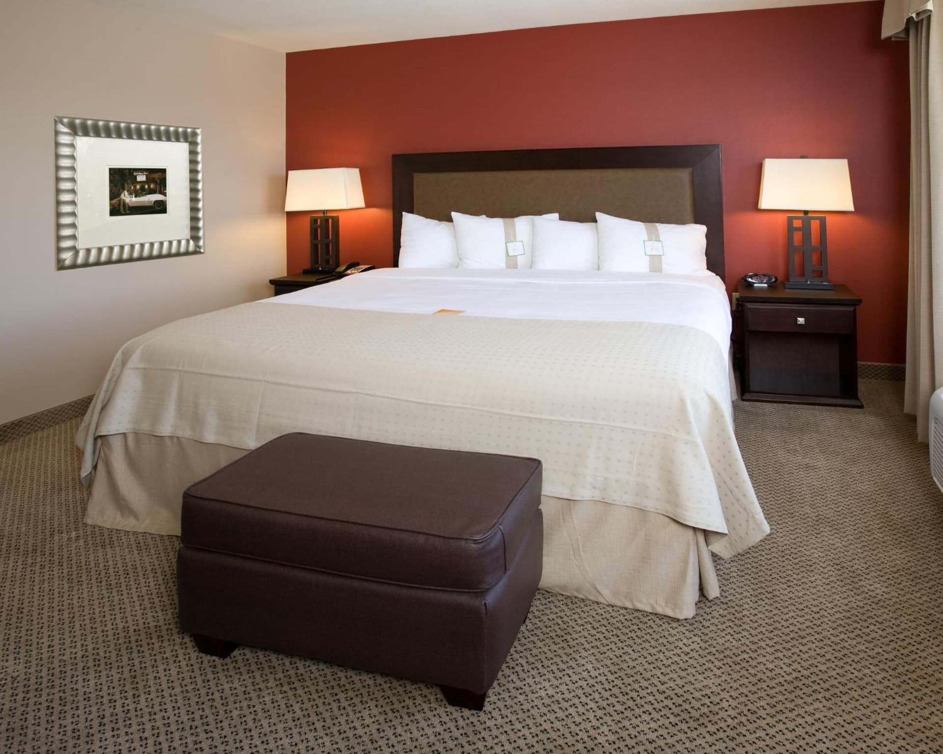 Holiday Inn & Suites Bakersfield by IHG gallery photo in Bakersfield, CA — image 31