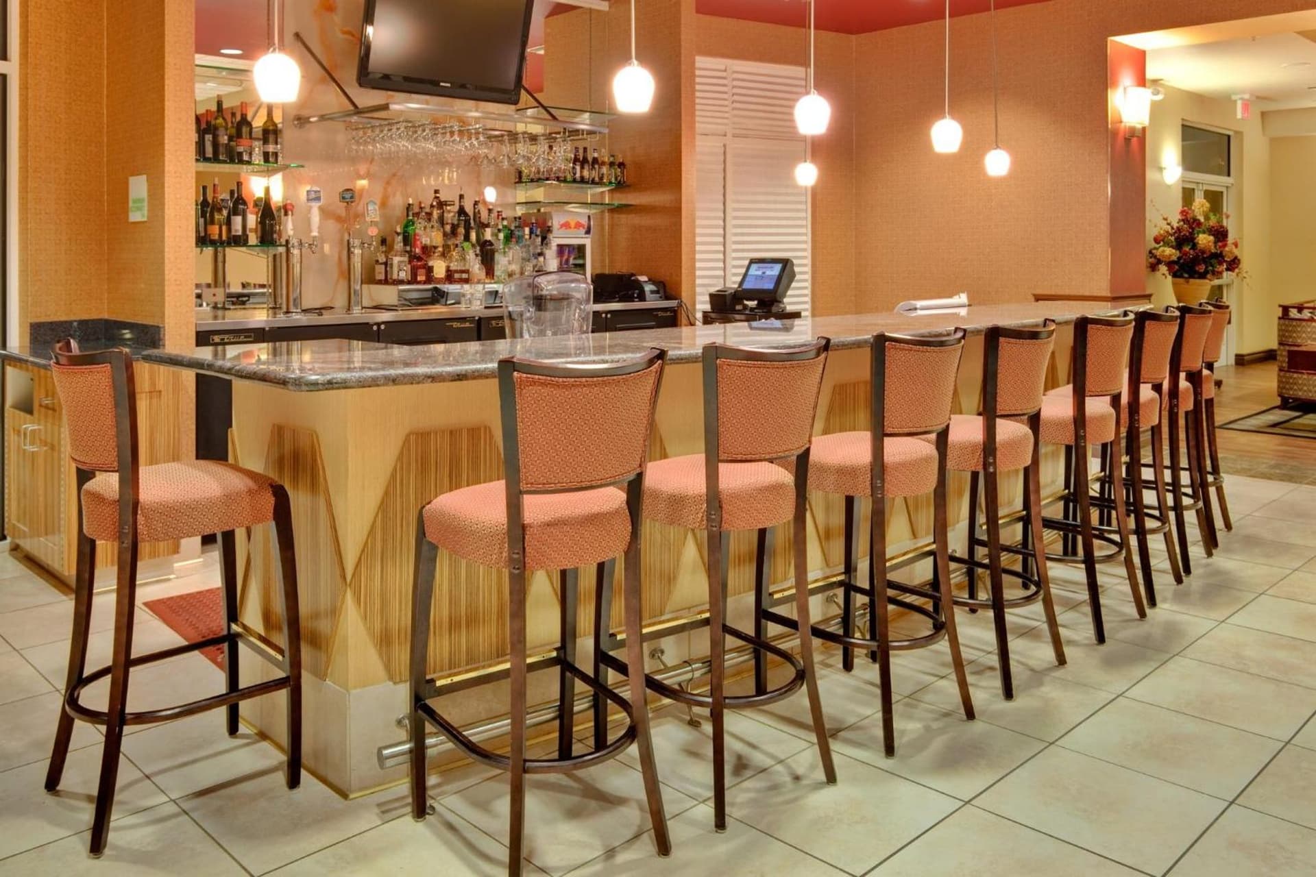 Holiday Inn & Suites Bakersfield by IHG gallery photo in Bakersfield, CA — image 26