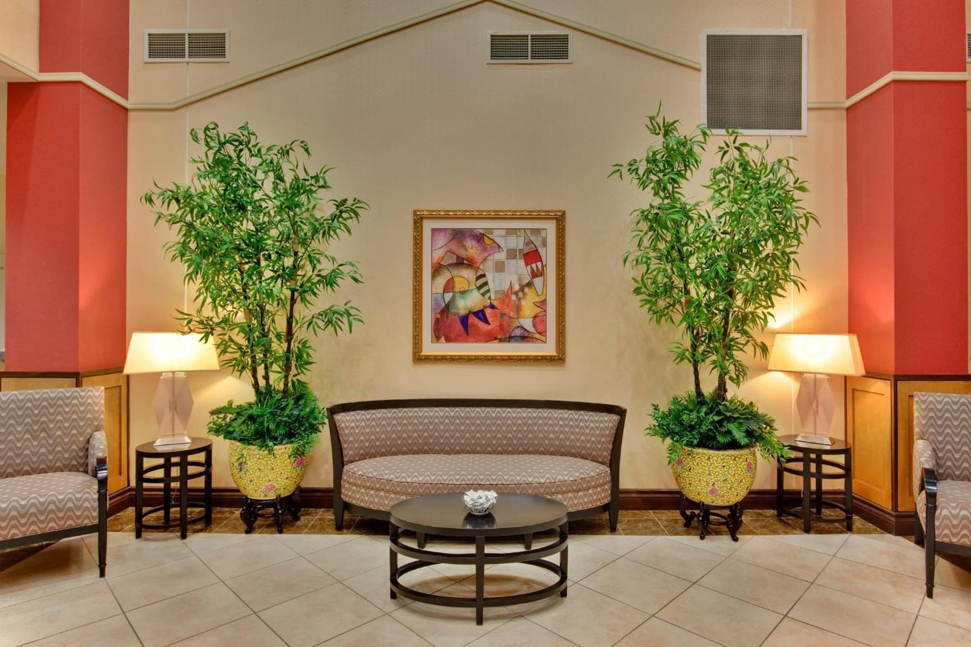 Holiday Inn & Suites Bakersfield by IHG gallery photo in Bakersfield, CA — image 18