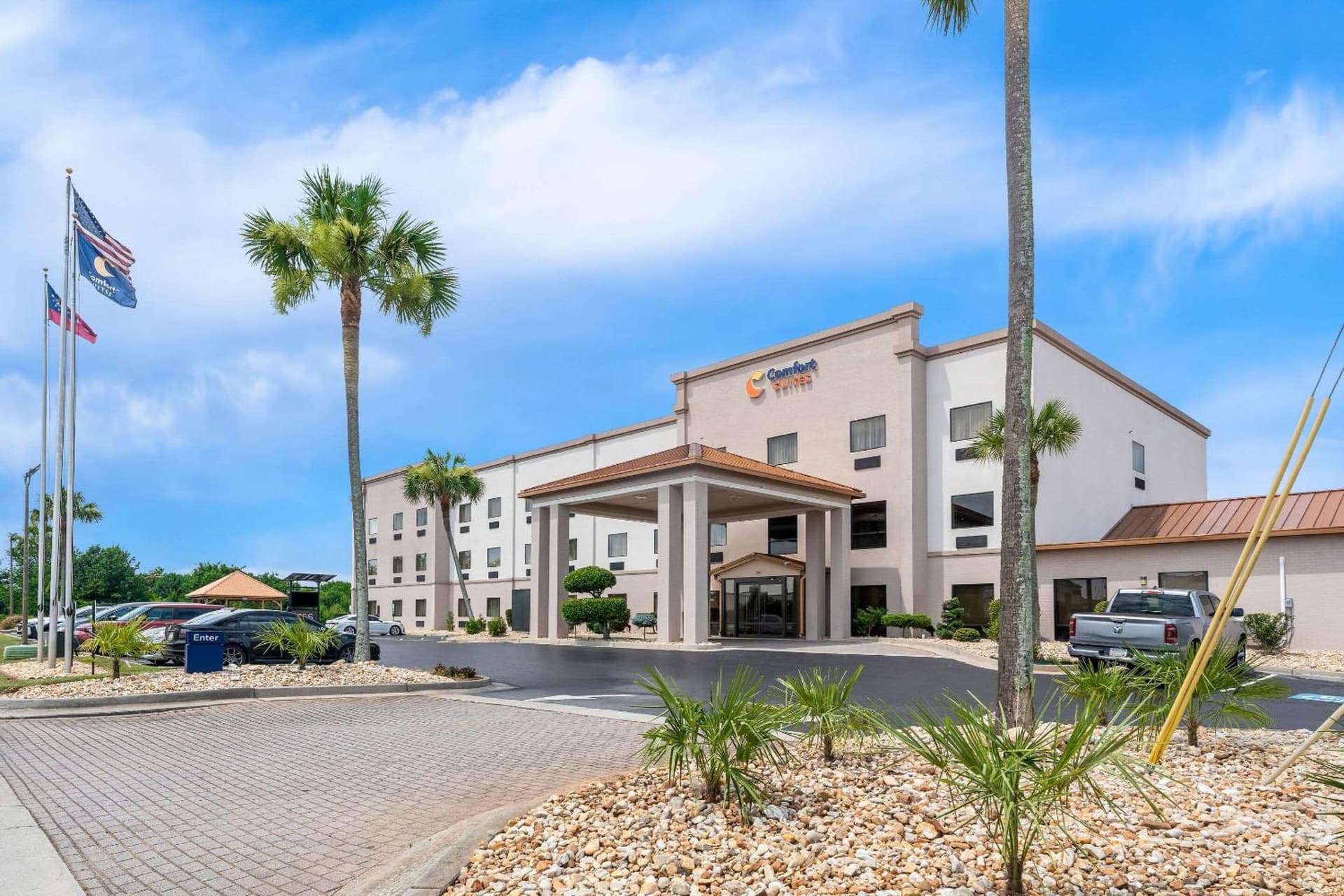 Comfort Suites near Robins Air Force Base interior in Warner Robins, GA — gallery photo 2