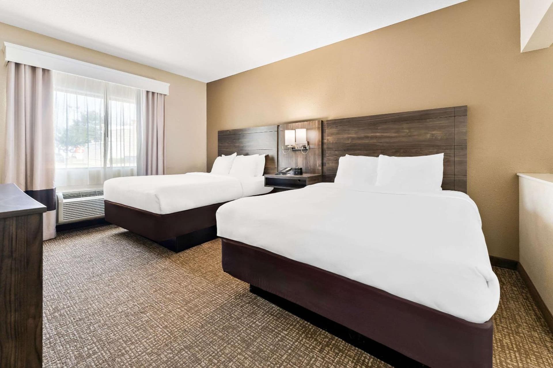 Comfort Suites near Robins Air Force Base gallery photo in Warner Robins, GA — image 47
