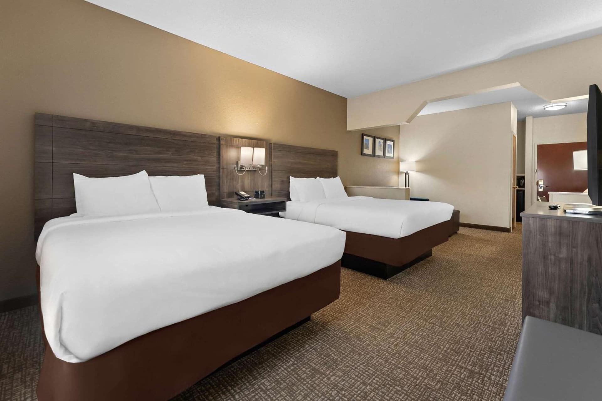 Comfort Suites near Robins Air Force Base gallery photo in Warner Robins, GA — image 16