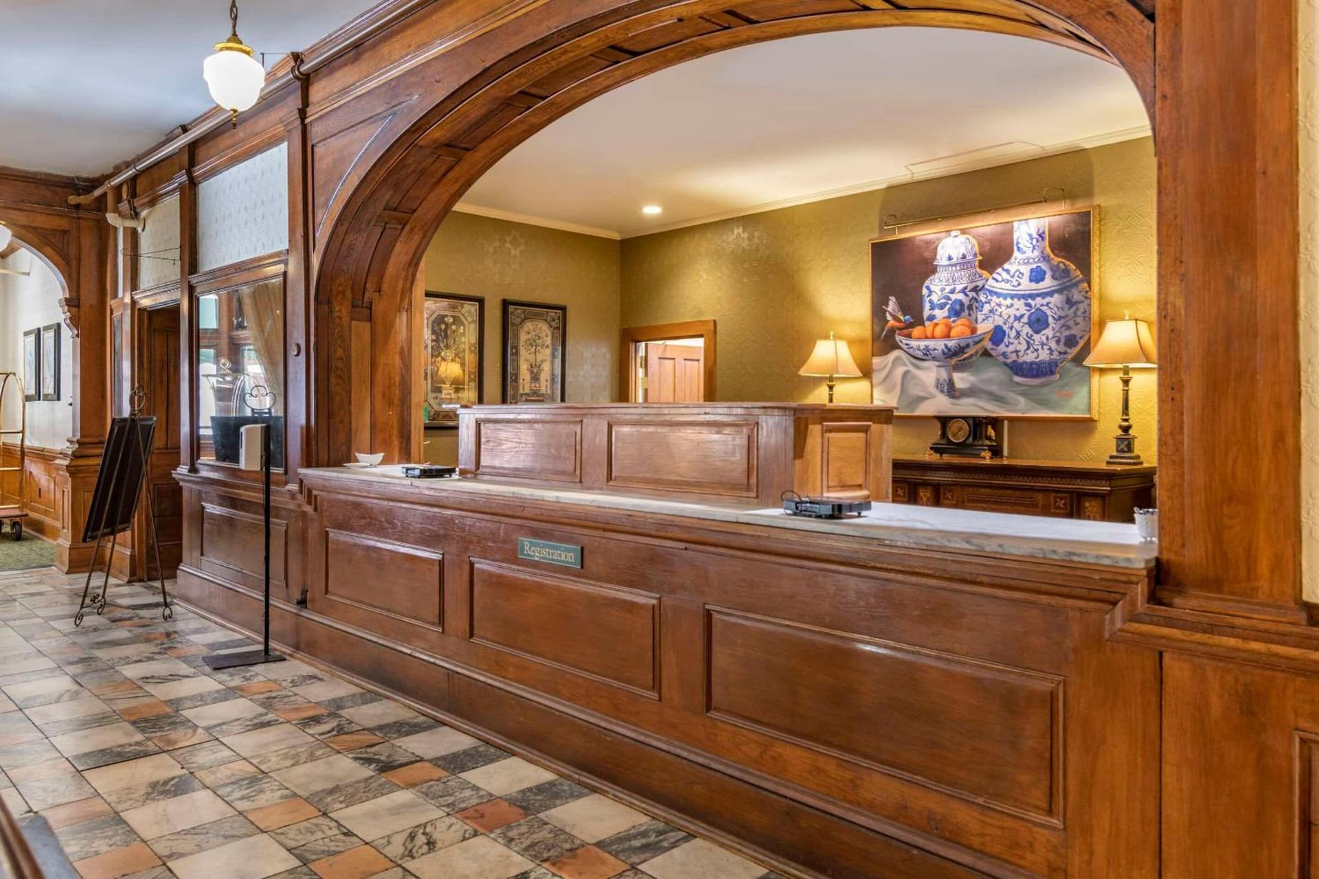 Windsor Hotel, an Ascend Collection Hotel interior in Americus, GA — gallery photo 2