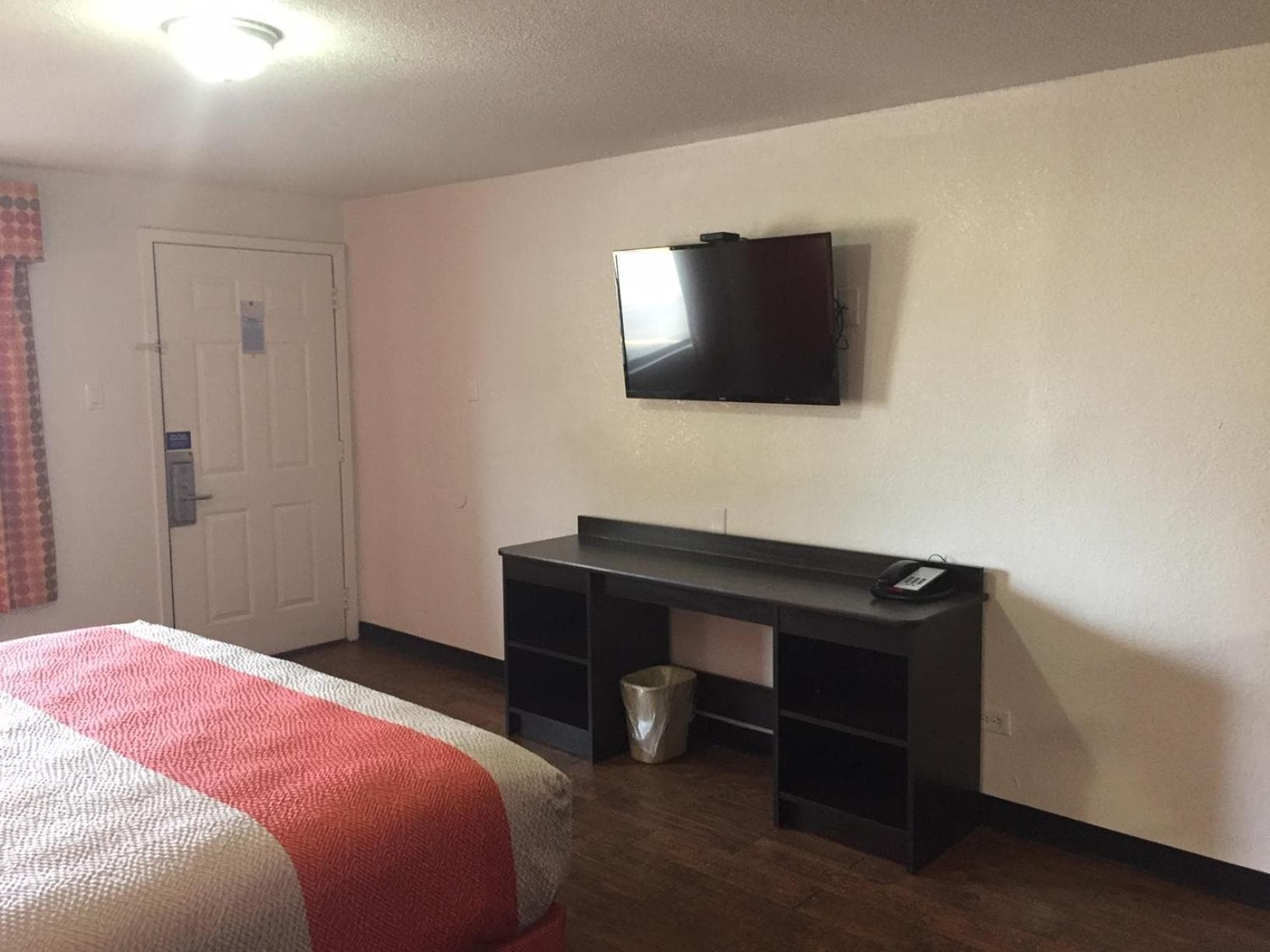 Motel 6-Waco, TX property views in Waco, TX — gallery photo 3