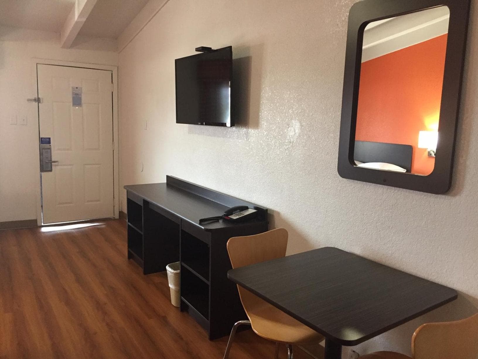 Motel 6-Waco, TX gallery photo in Waco, TX — image 4