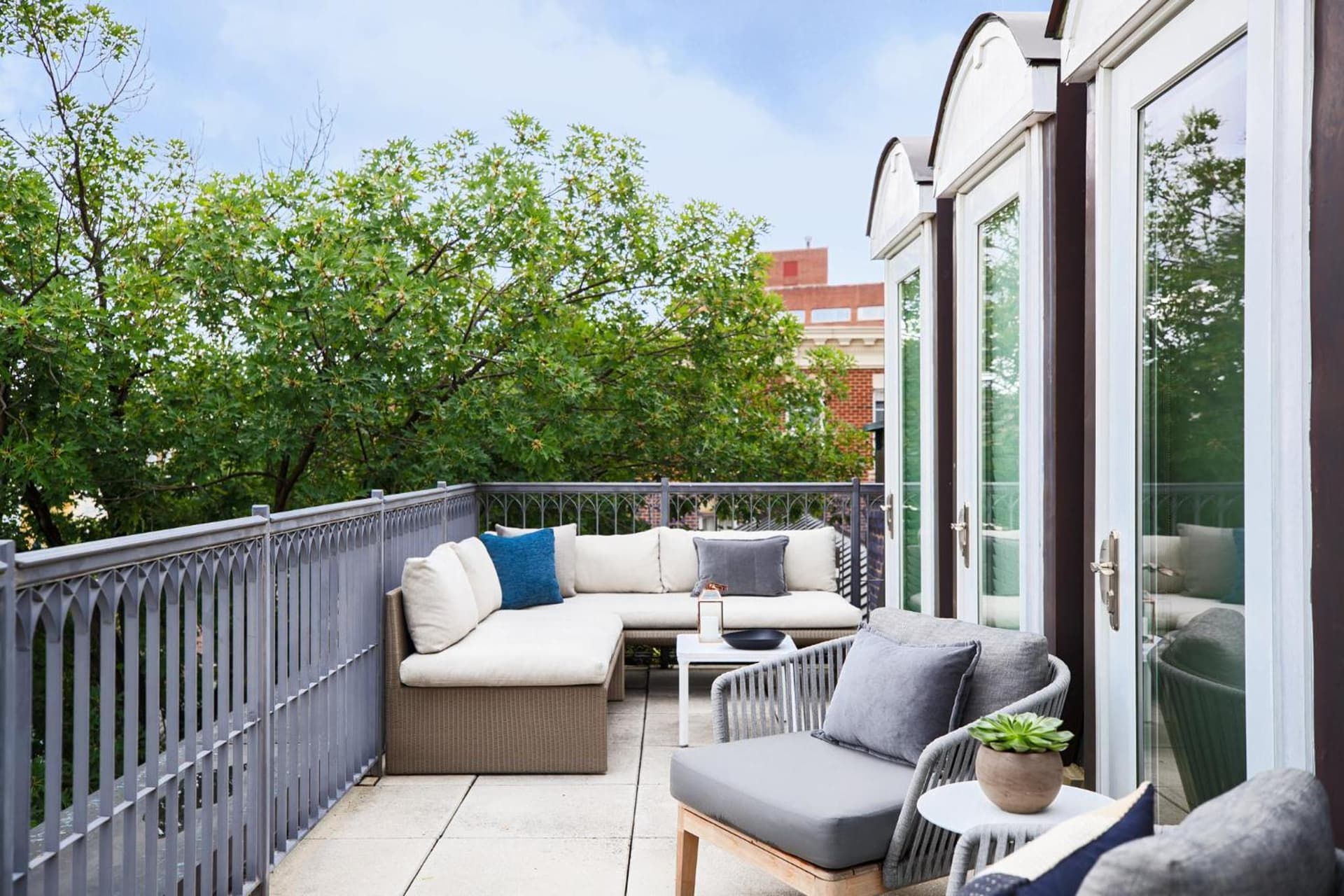 Archer Hotel Old Town Alexandria property views in Alexandria, VA — gallery photo 3