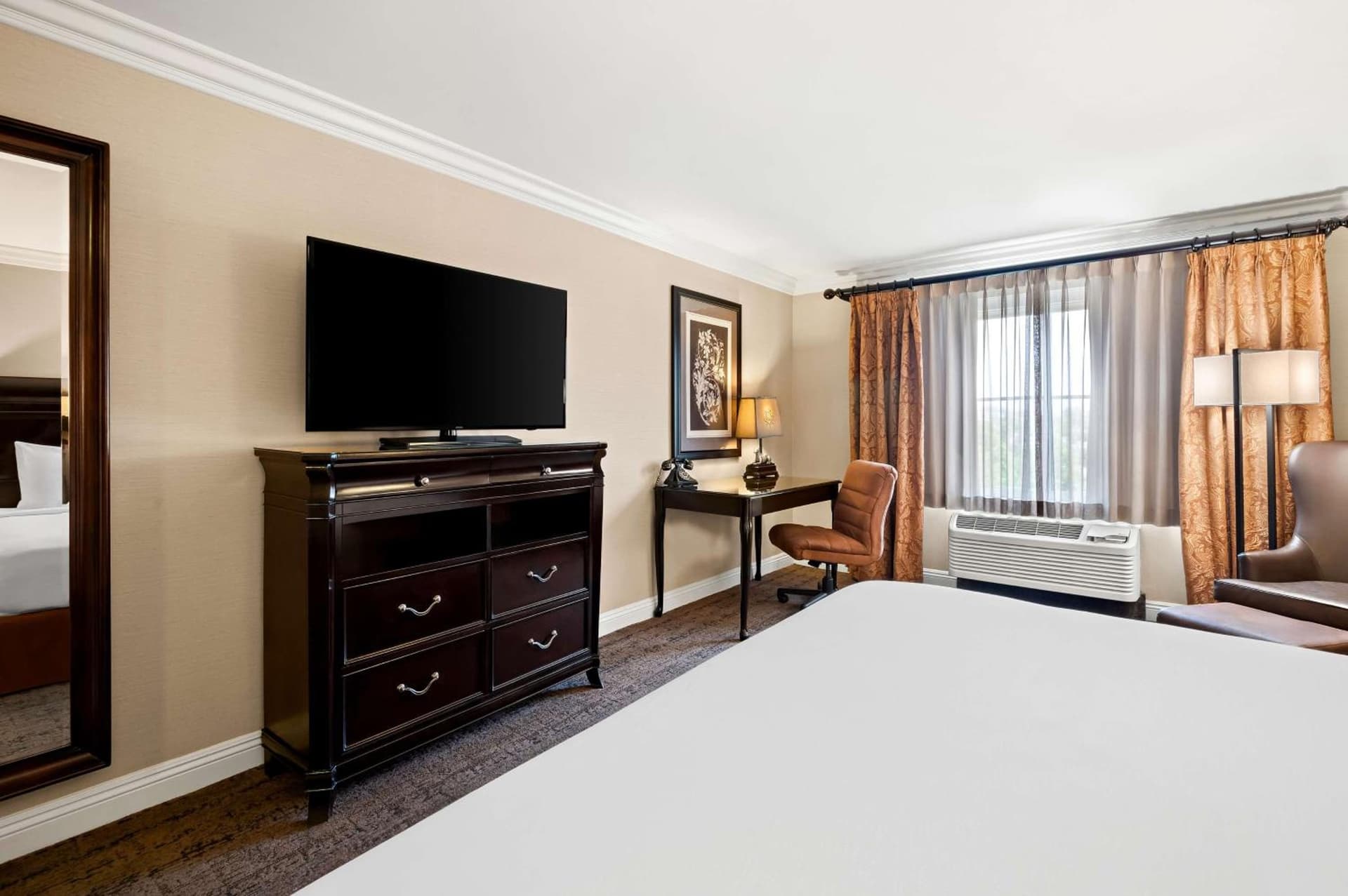 Best Western Ontario Mills Mall gallery photo in Ontario, CA — image 54