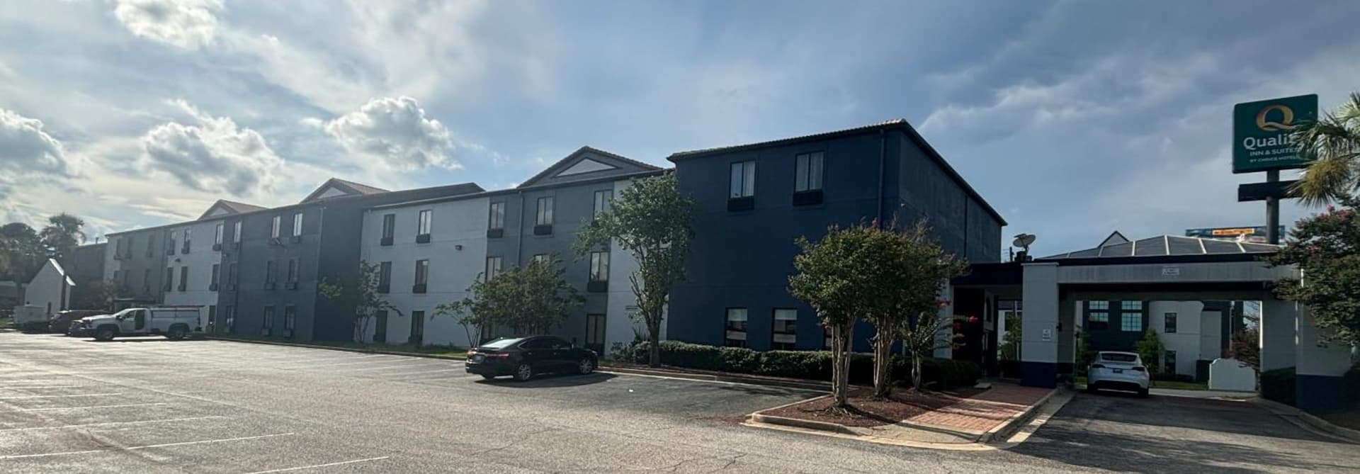 Quality Inn & Suites at Airport Blvd I-65 gallery photo in Mobile, AL — image 26