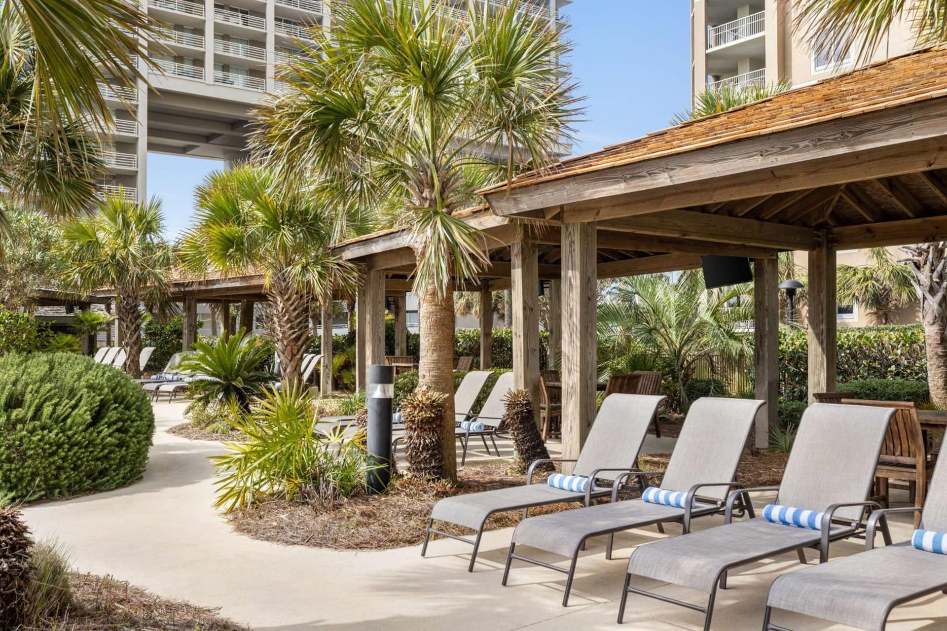 Royale Palms Condominiums gallery photo in Myrtle Beach, SC — image 8