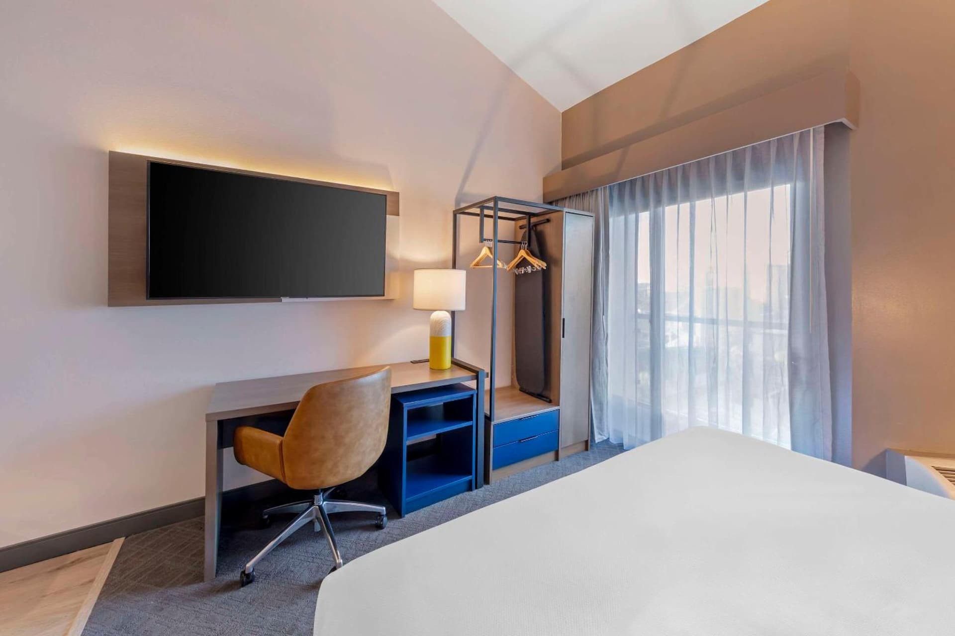 Comfort Inn & Suites Irvine Spectrum gallery photo in Lake Forest, CA — image 18