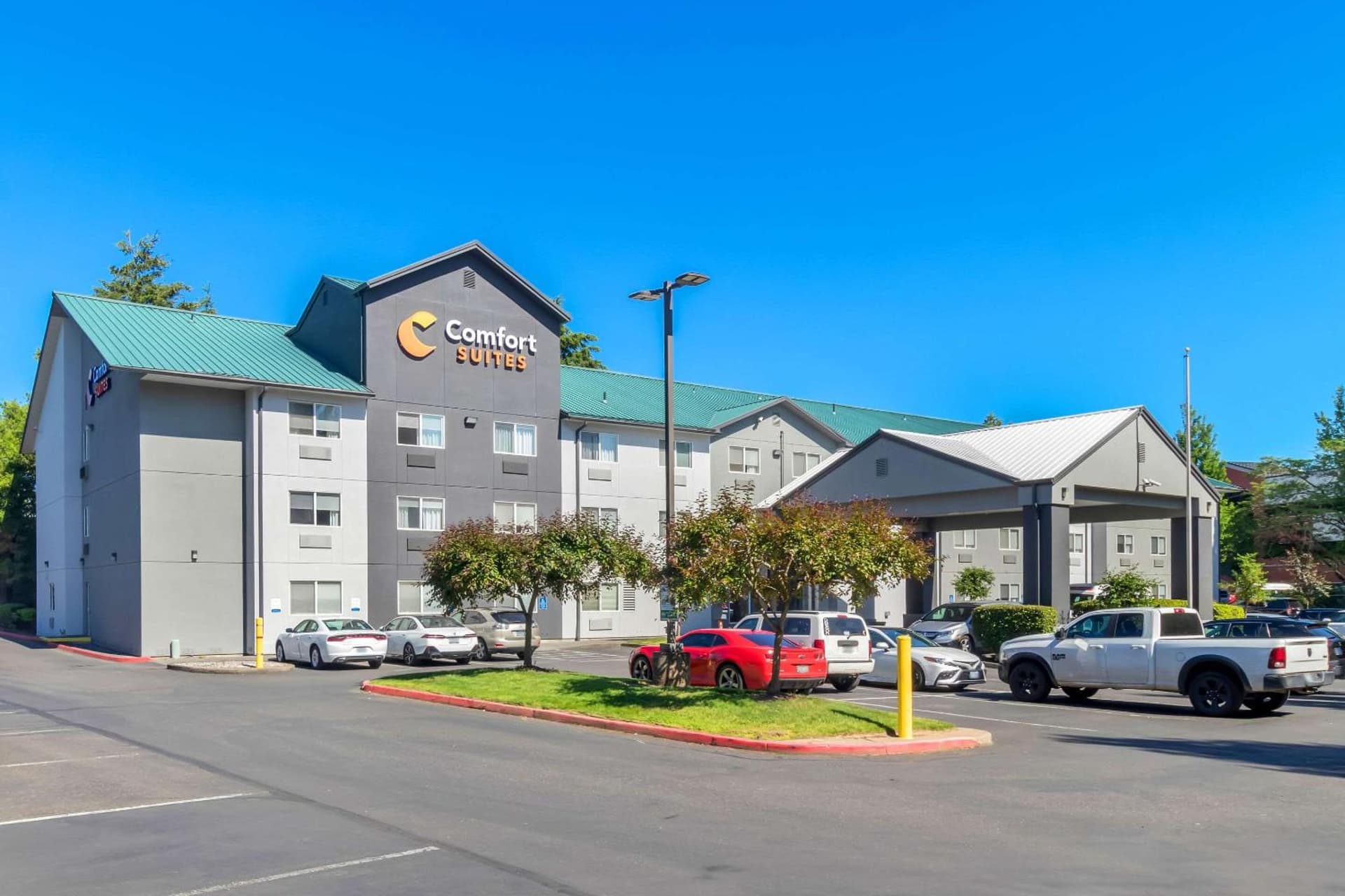 Comfort Suites Portland Airport featured exterior or lobby in Portland, OR — similar hotel