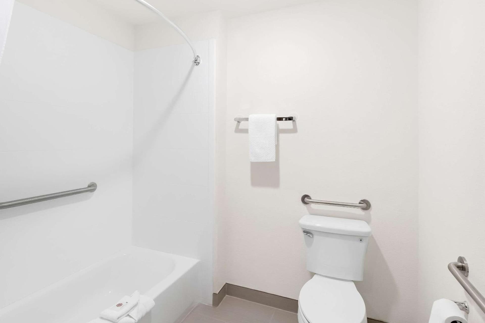 Comfort Suites Portland Airport gallery photo in Portland, OR — image 25