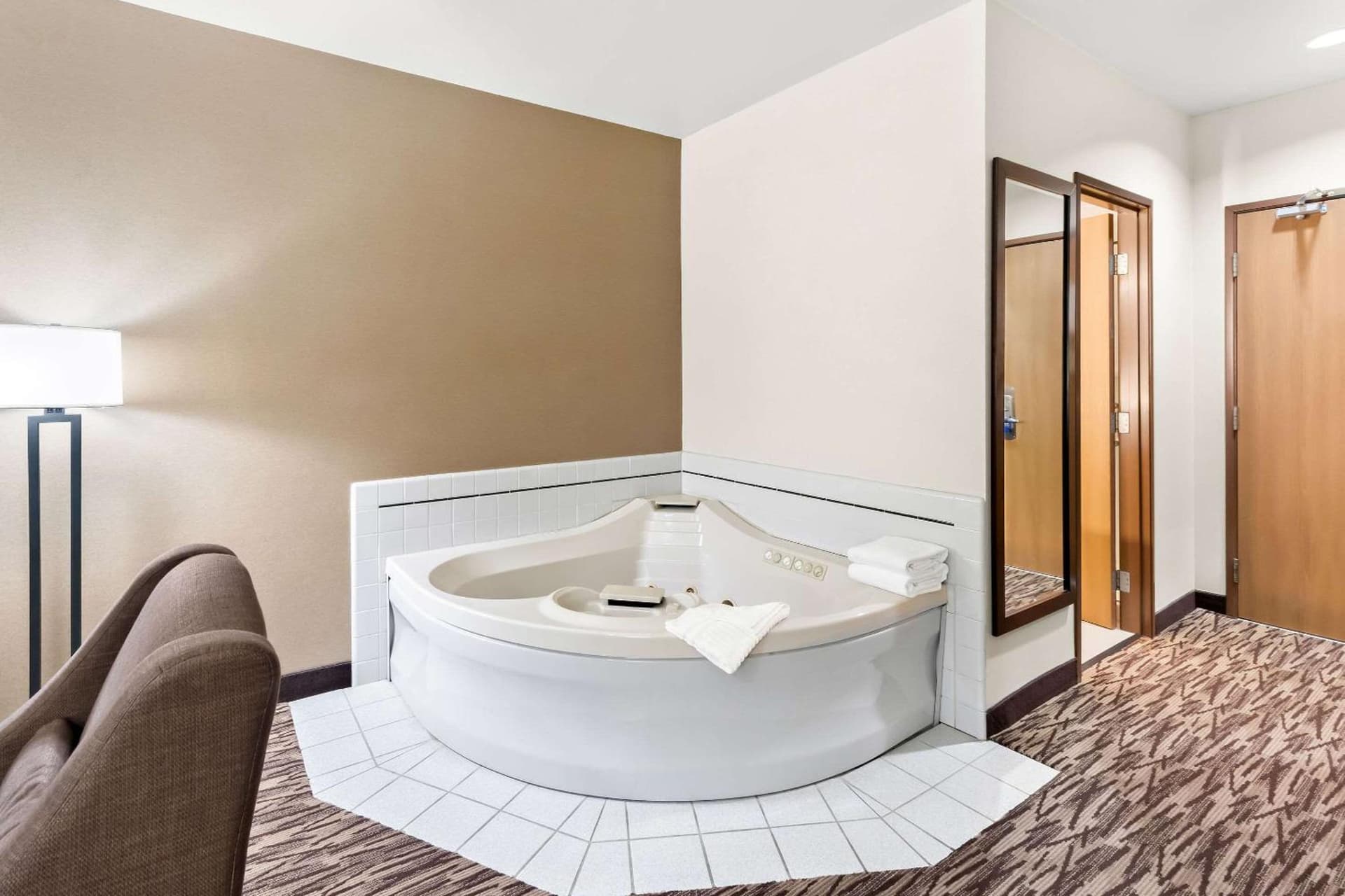 Comfort Suites Portland Airport gallery photo in Portland, OR — image 6