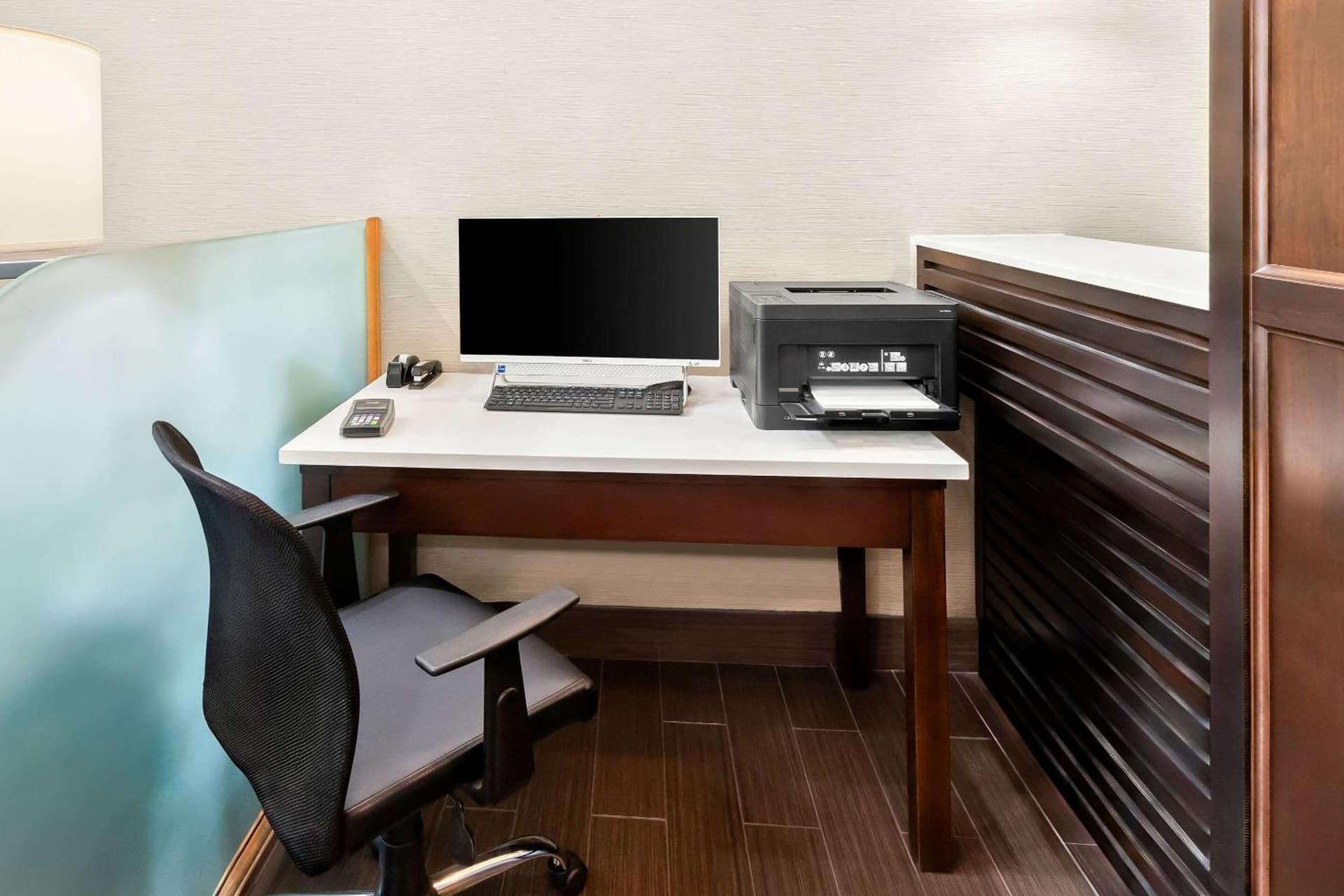 Comfort Suites Portland Airport gallery photo in Portland, OR — image 4