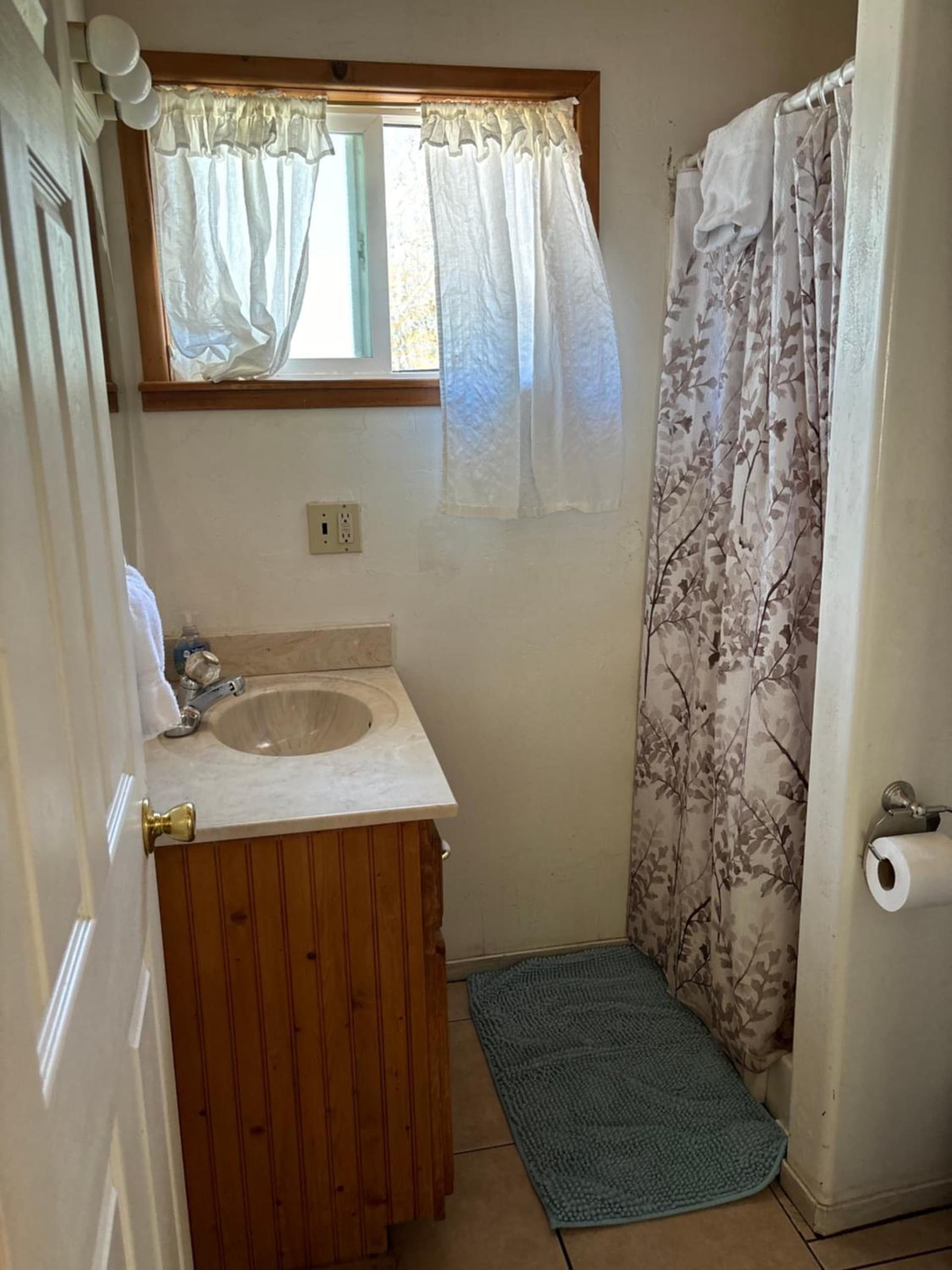 Sequoia River Front Cabins gallery photo in Three Rivers, CA — image 18