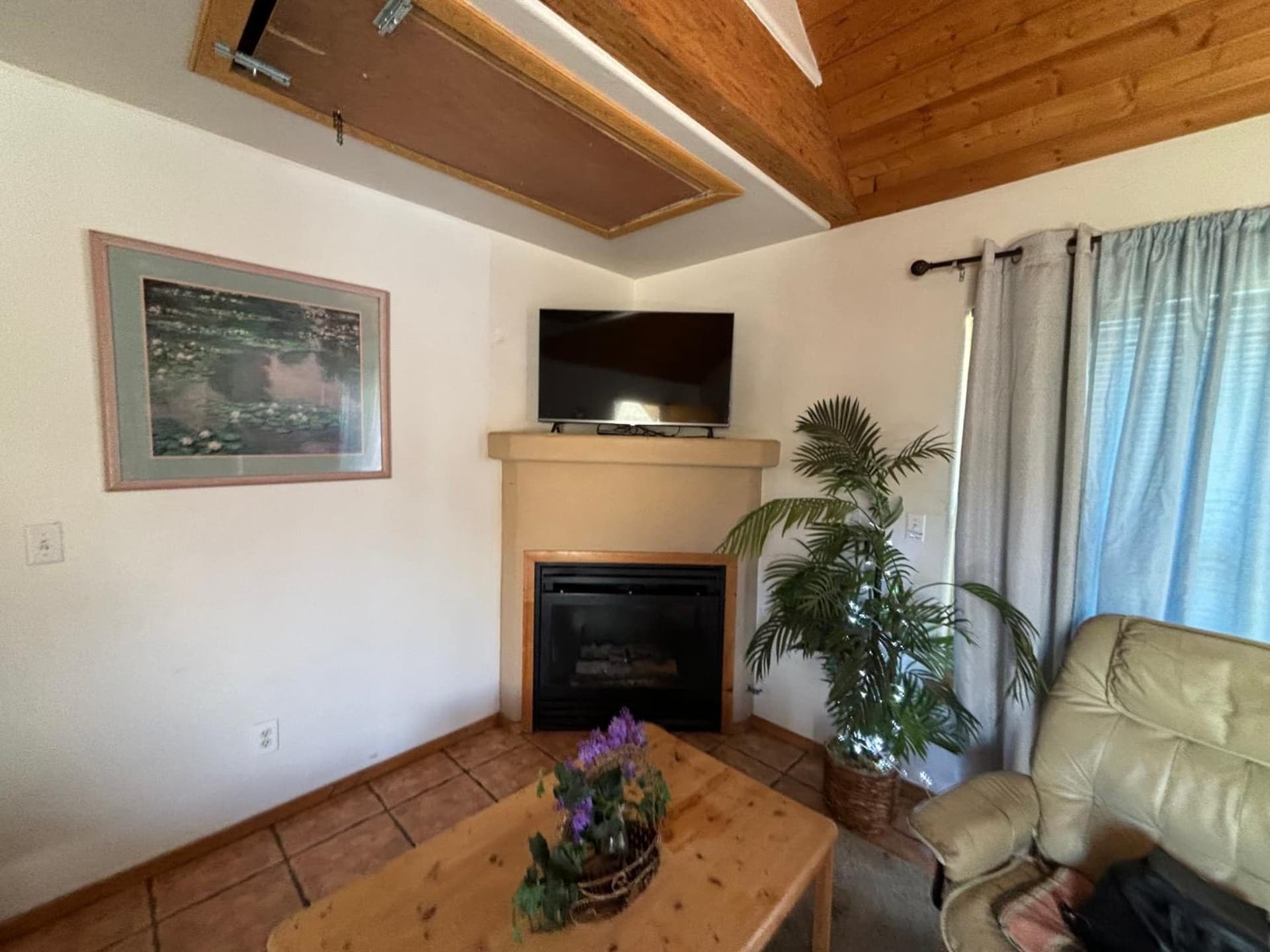 Sequoia River Front Cabins gallery photo in Three Rivers, CA — image 55