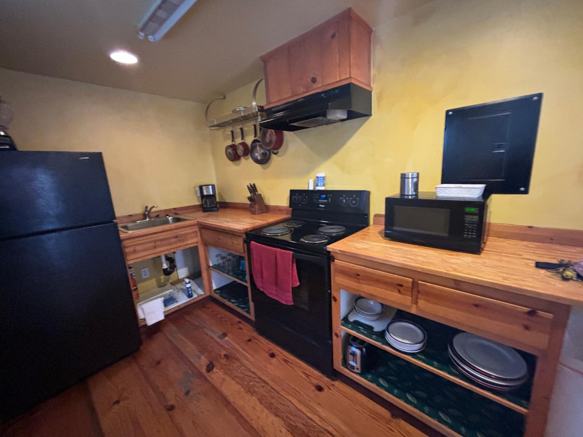 Sequoia River Front Cabins gallery photo in Three Rivers, CA — image 73
