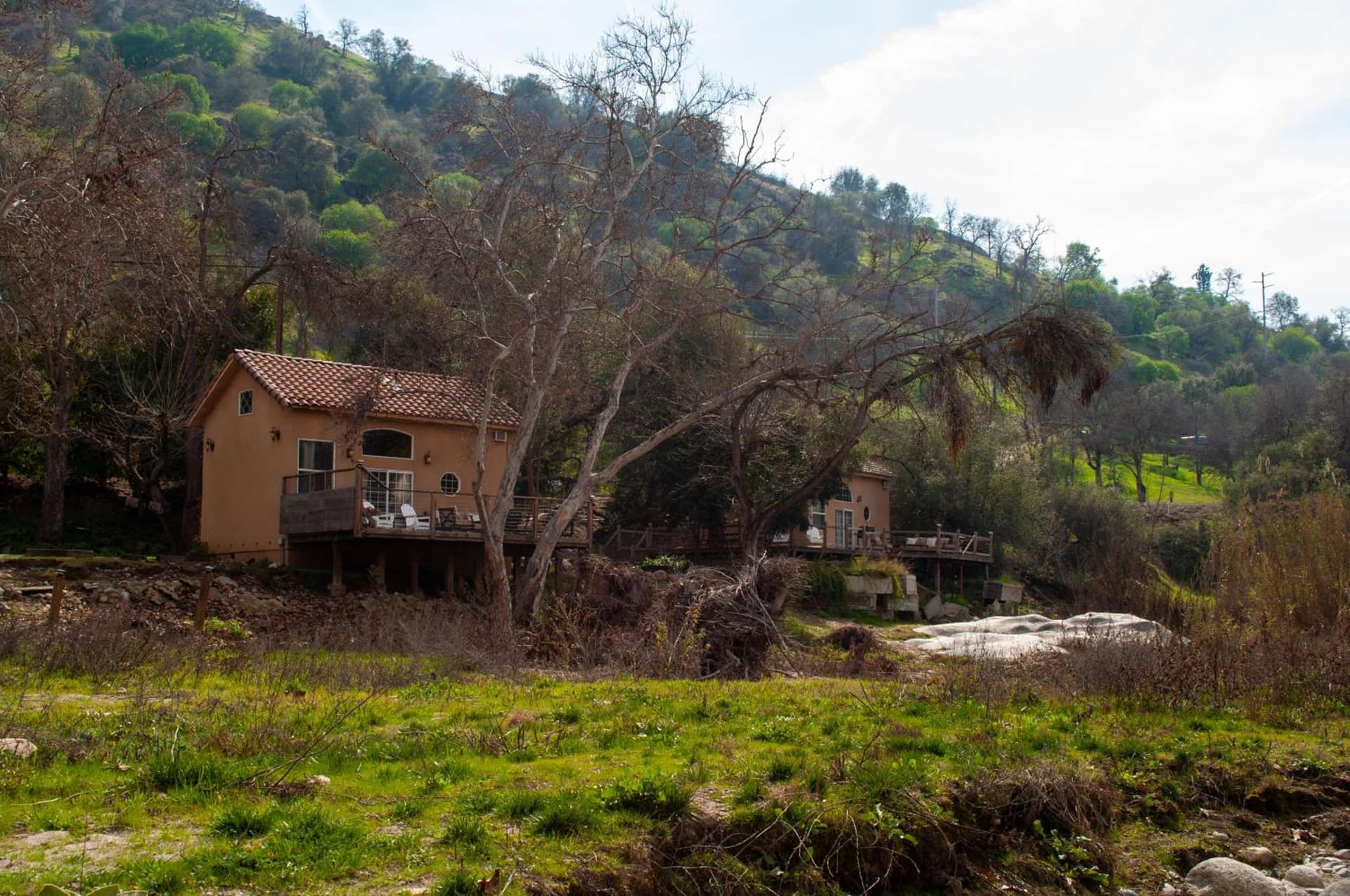 Sequoia River Front Cabins gallery photo in Three Rivers, CA — image 111