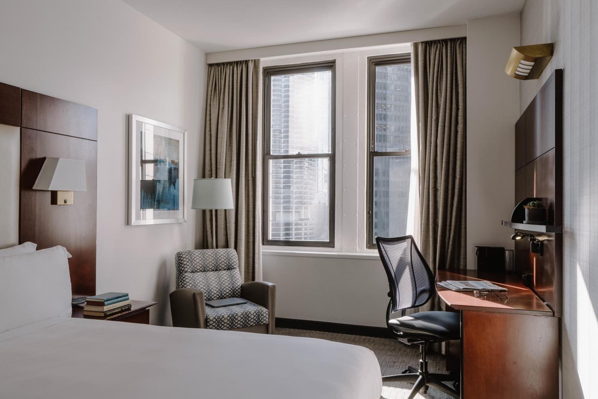 Club Quarters Hotel Wacker at Michigan, Chicago gallery photo in Chicago, IL — image 56