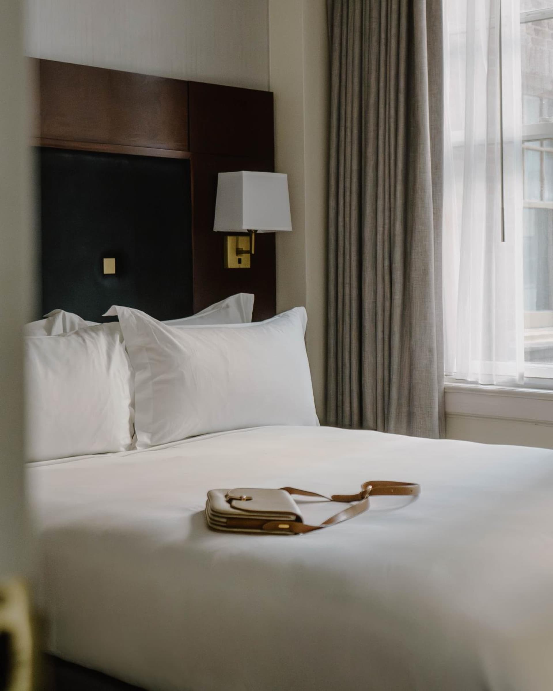 Club Quarters Hotel Downtown, Houston gallery photo in Houston, TX — image 13