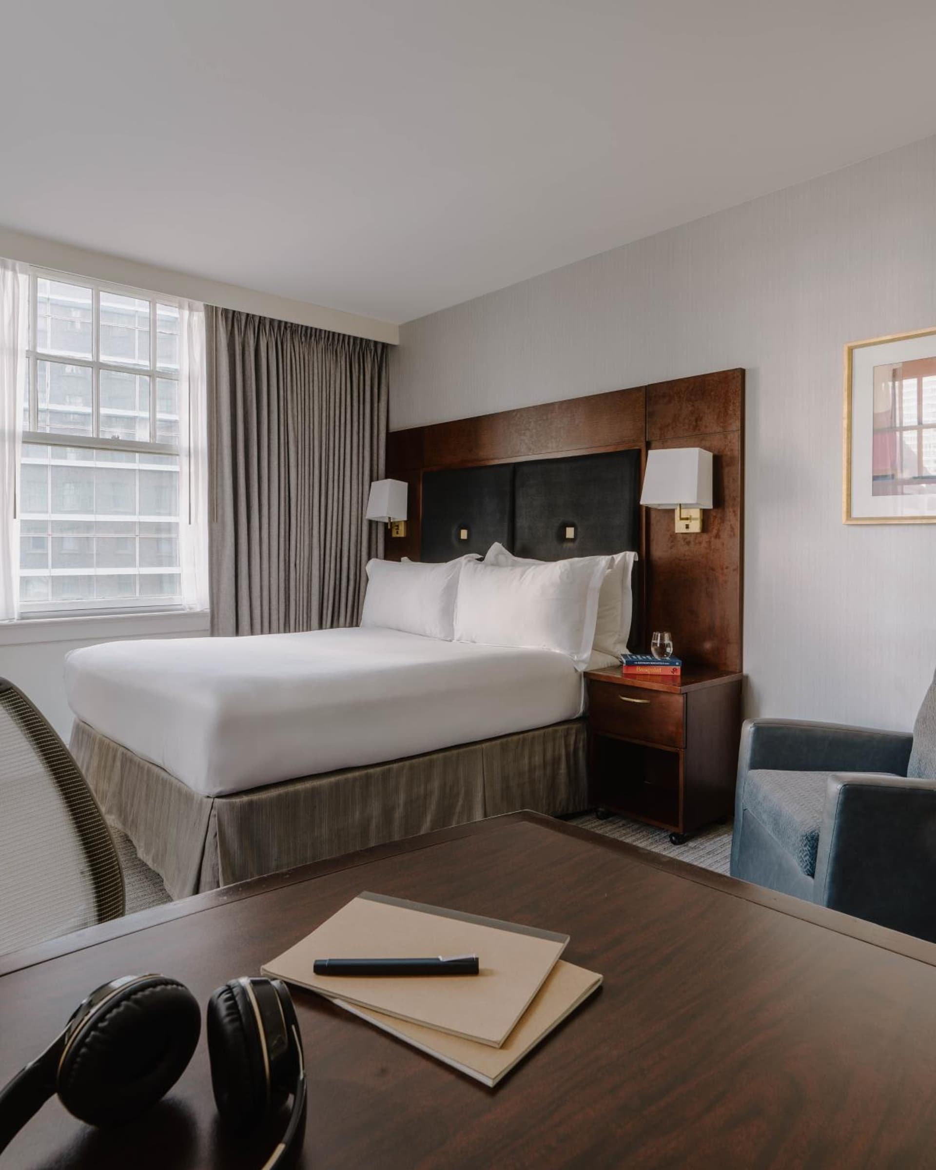 Club Quarters Hotel Downtown, Houston gallery photo in Houston, TX — image 105