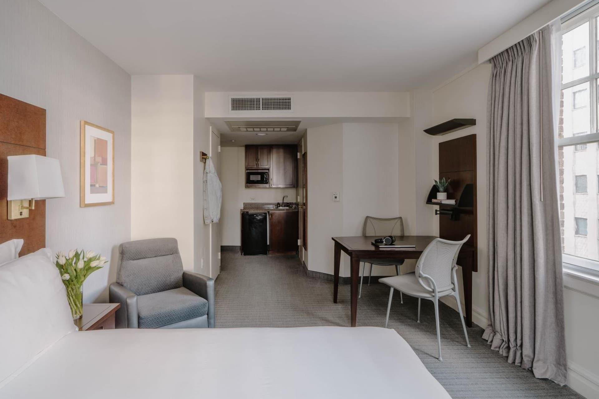 Club Quarters Hotel Downtown, Houston gallery photo in Houston, TX — image 117
