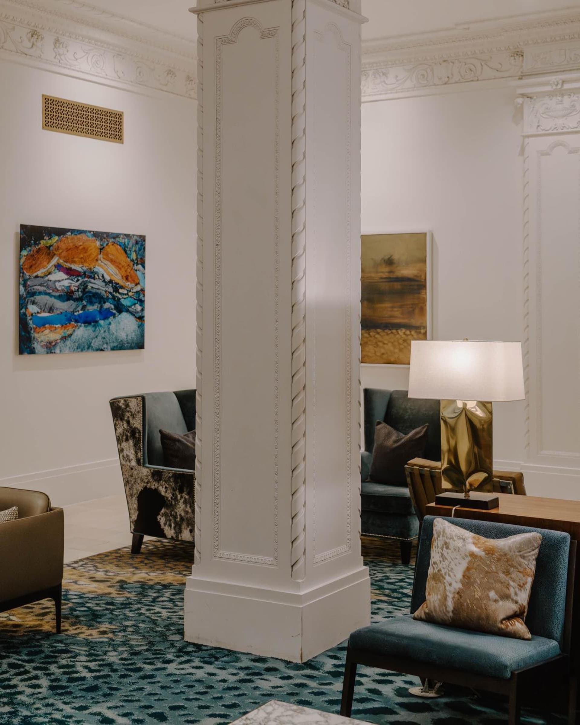 Club Quarters Hotel Downtown, Houston gallery photo in Houston, TX — image 21