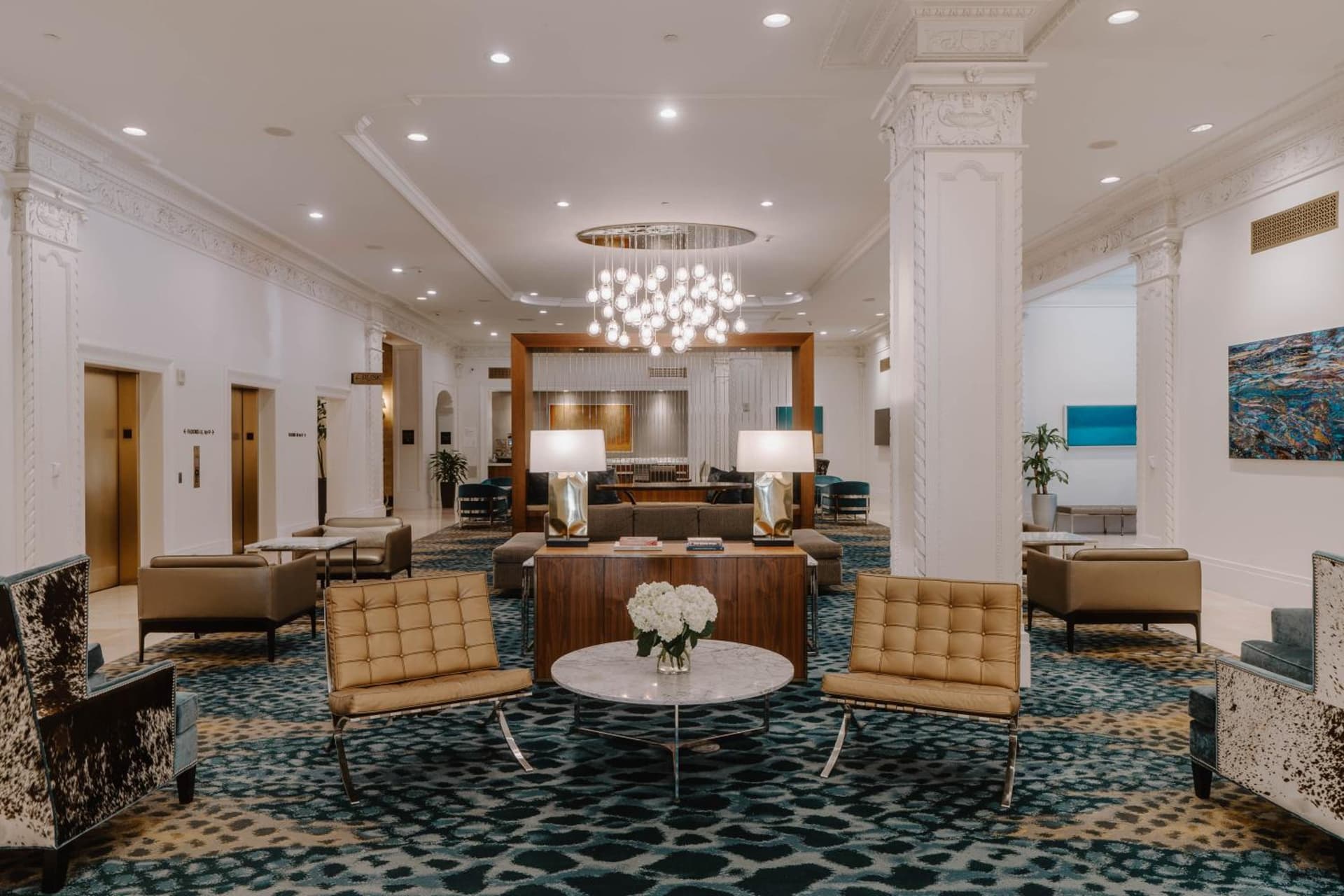 Club Quarters Hotel Downtown, Houston gallery photo in Houston, TX — image 85