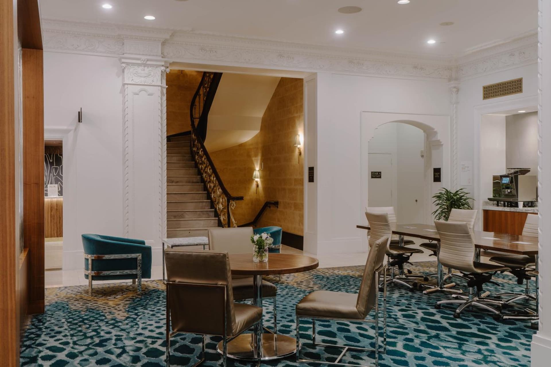 Club Quarters Hotel Downtown, Houston property views in Houston, TX — gallery photo 3