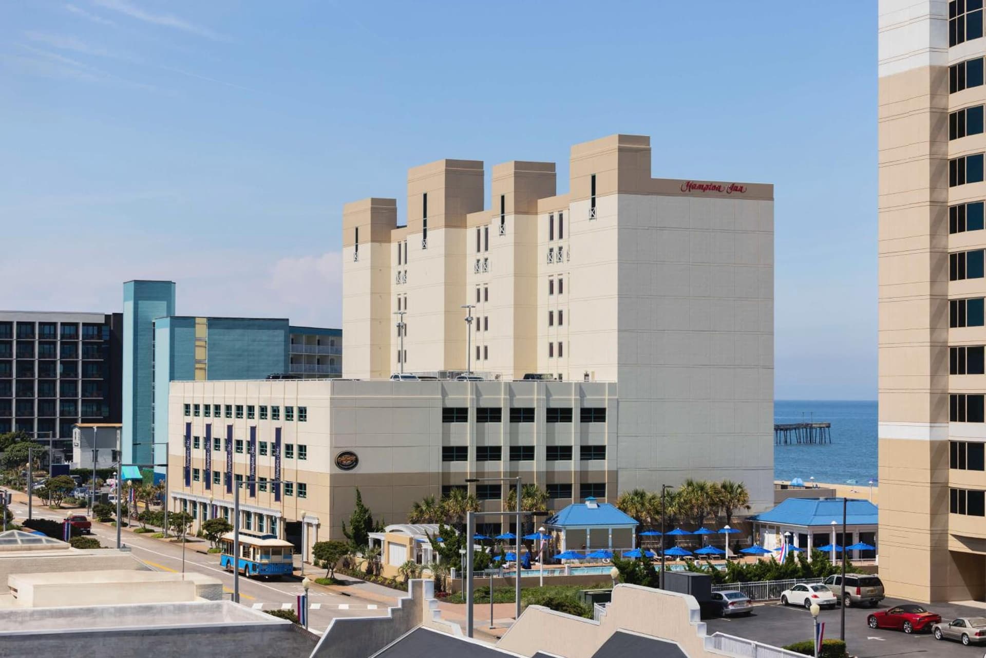 Hampton Inn Virginia Beach-Oceanfront South interior in Virginia Beach, VA — gallery photo 2