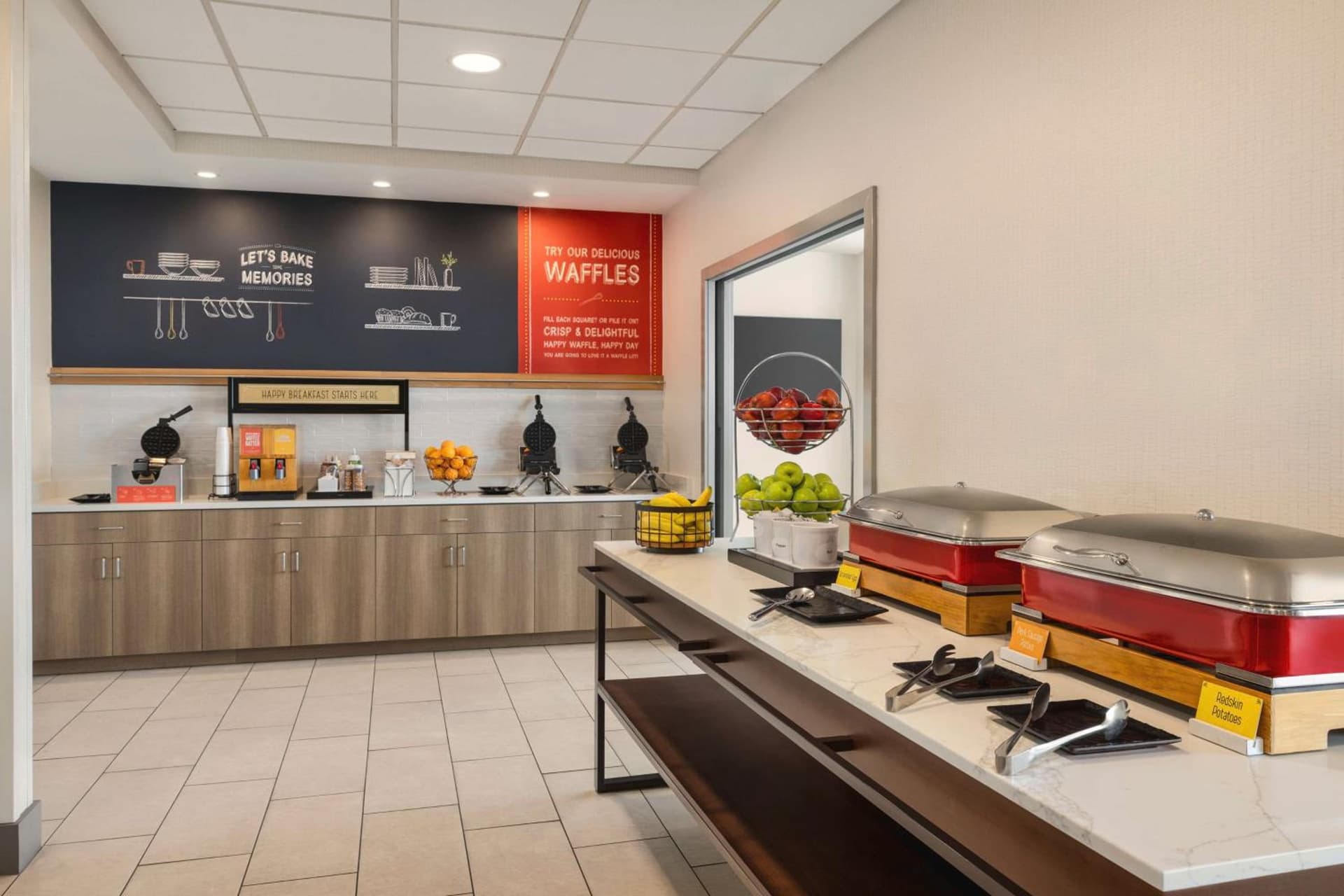 Hampton Inn Virginia Beach-Oceanfront South gallery photo in Virginia Beach, VA — image 86