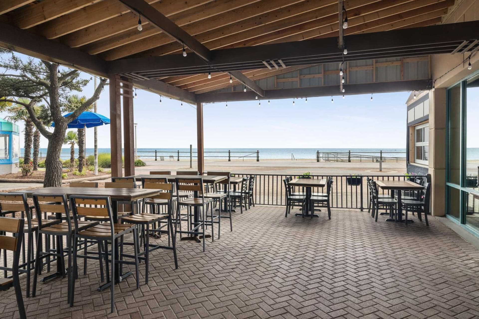 Hampton Inn Virginia Beach-Oceanfront South gallery photo in Virginia Beach, VA — image 91