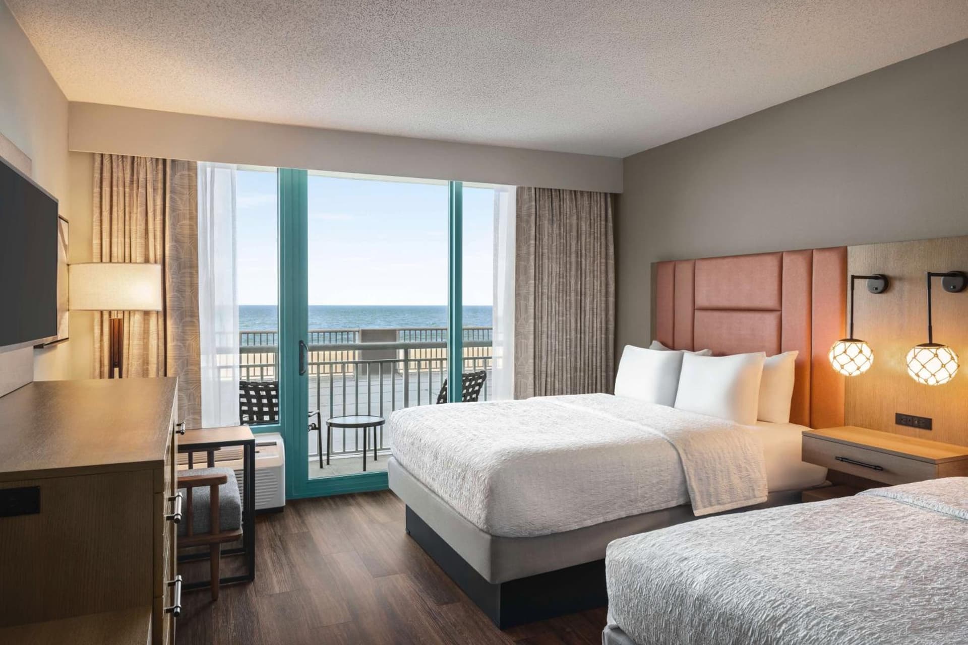 Hampton Inn Virginia Beach-Oceanfront South gallery photo in Virginia Beach, VA — image 22