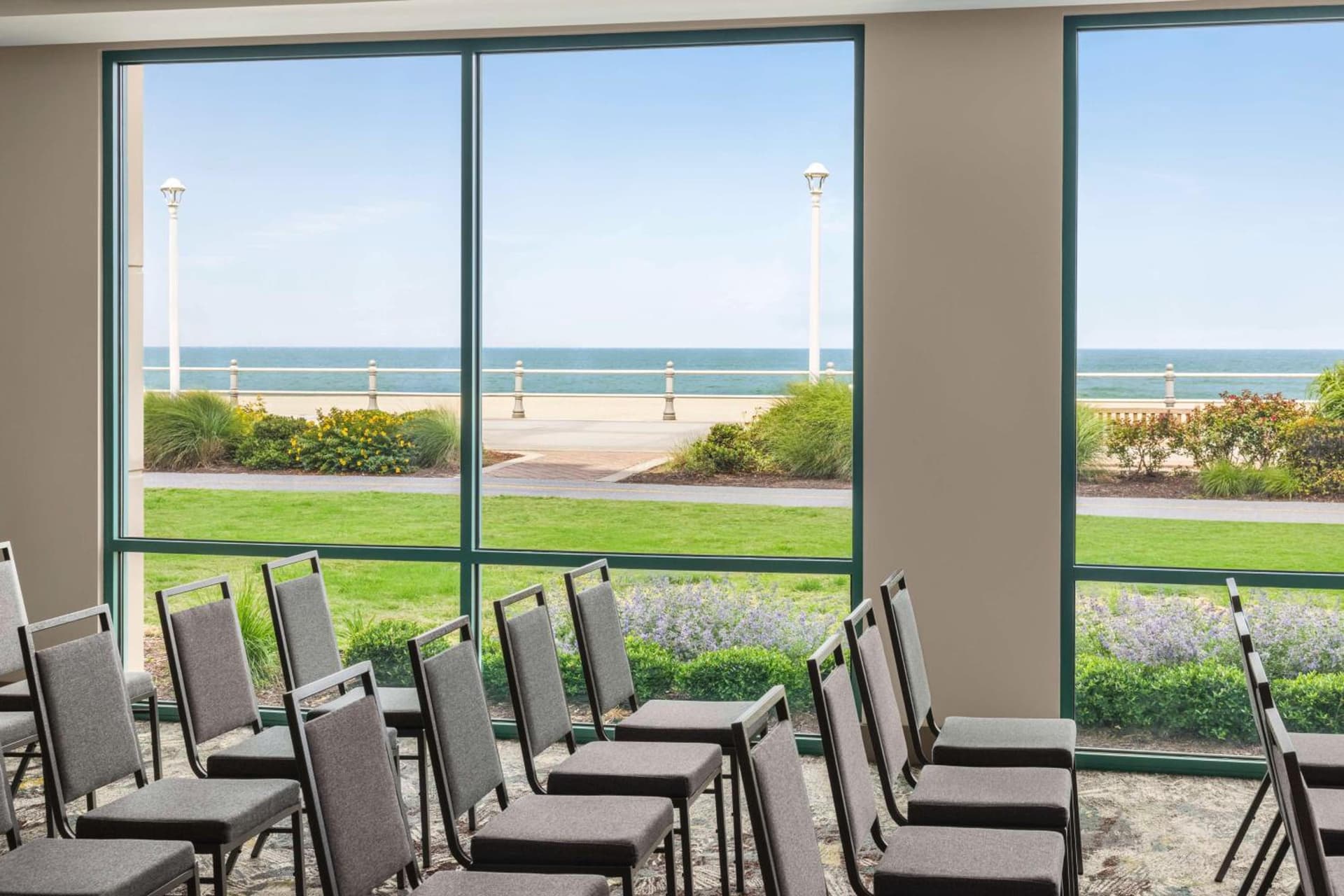 Hampton Inn Virginia Beach-Oceanfront South gallery photo in Virginia Beach, VA — image 57