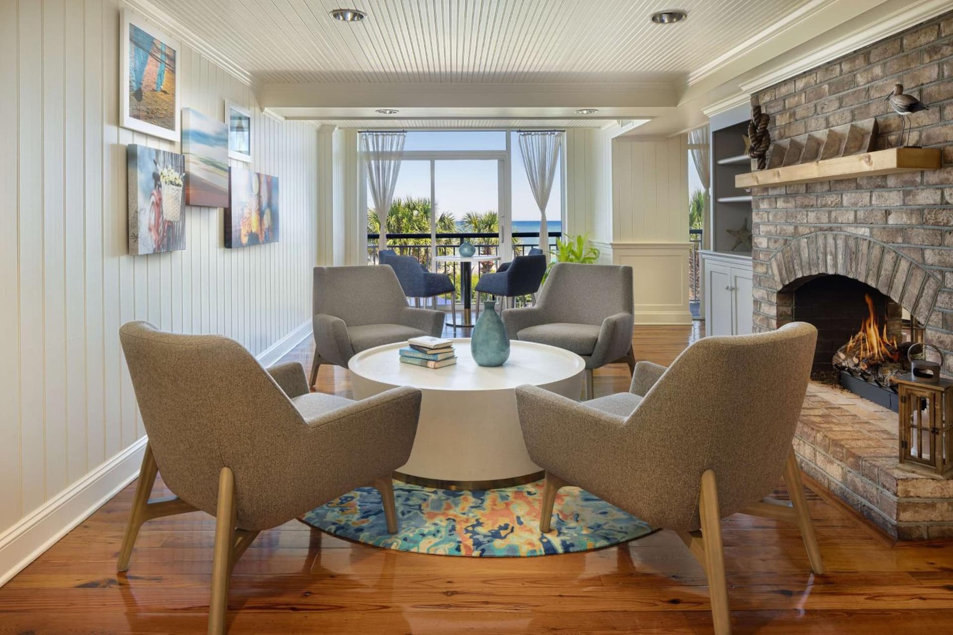 Hampton Inn & Suites Myrtle Beach Oceanfront gallery photo in Myrtle Beach, SC — image 36