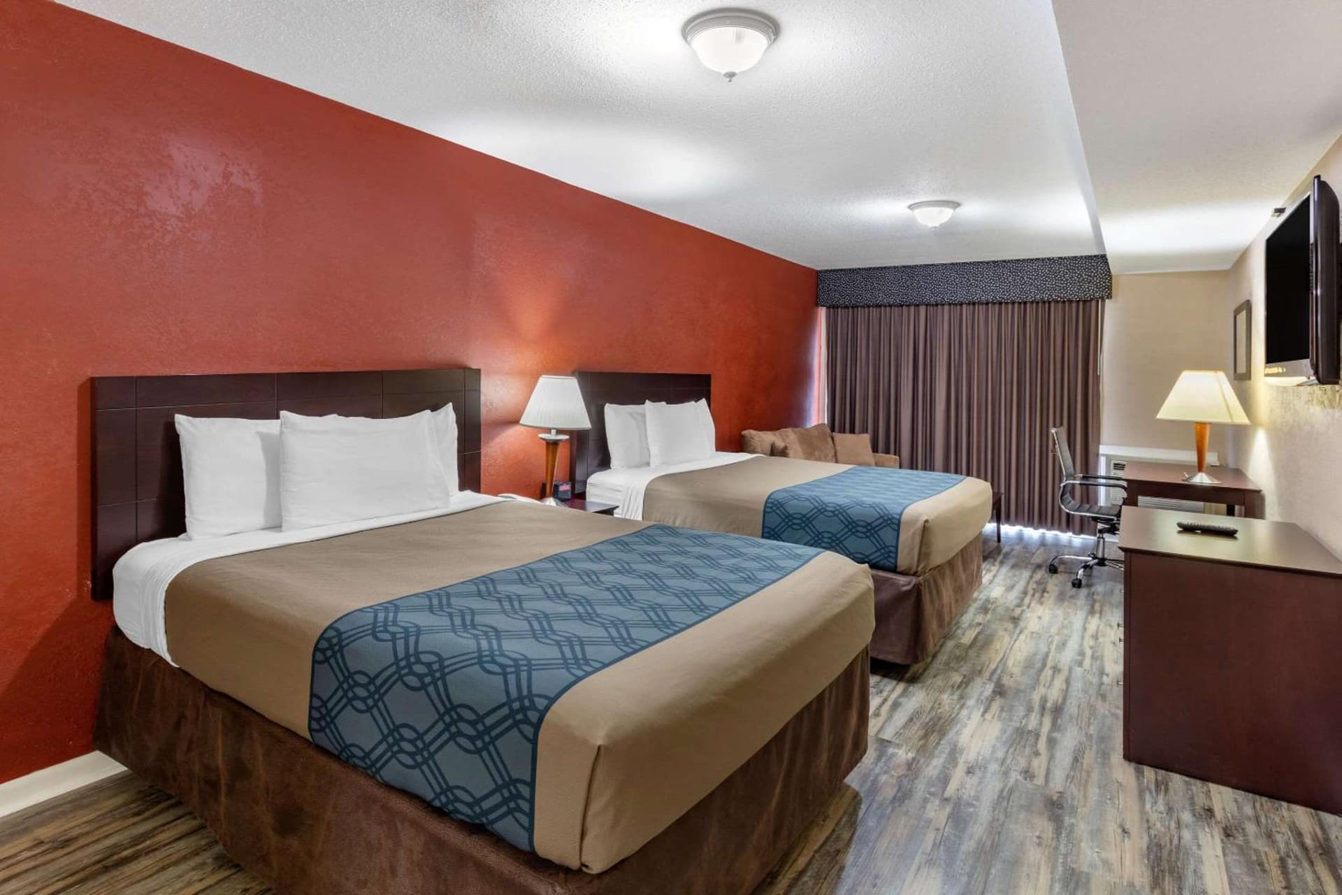 Econo Lodge Inn & Suites Old Saybrook - Westbrook gallery photo in Old Saybrook, CT — image 29