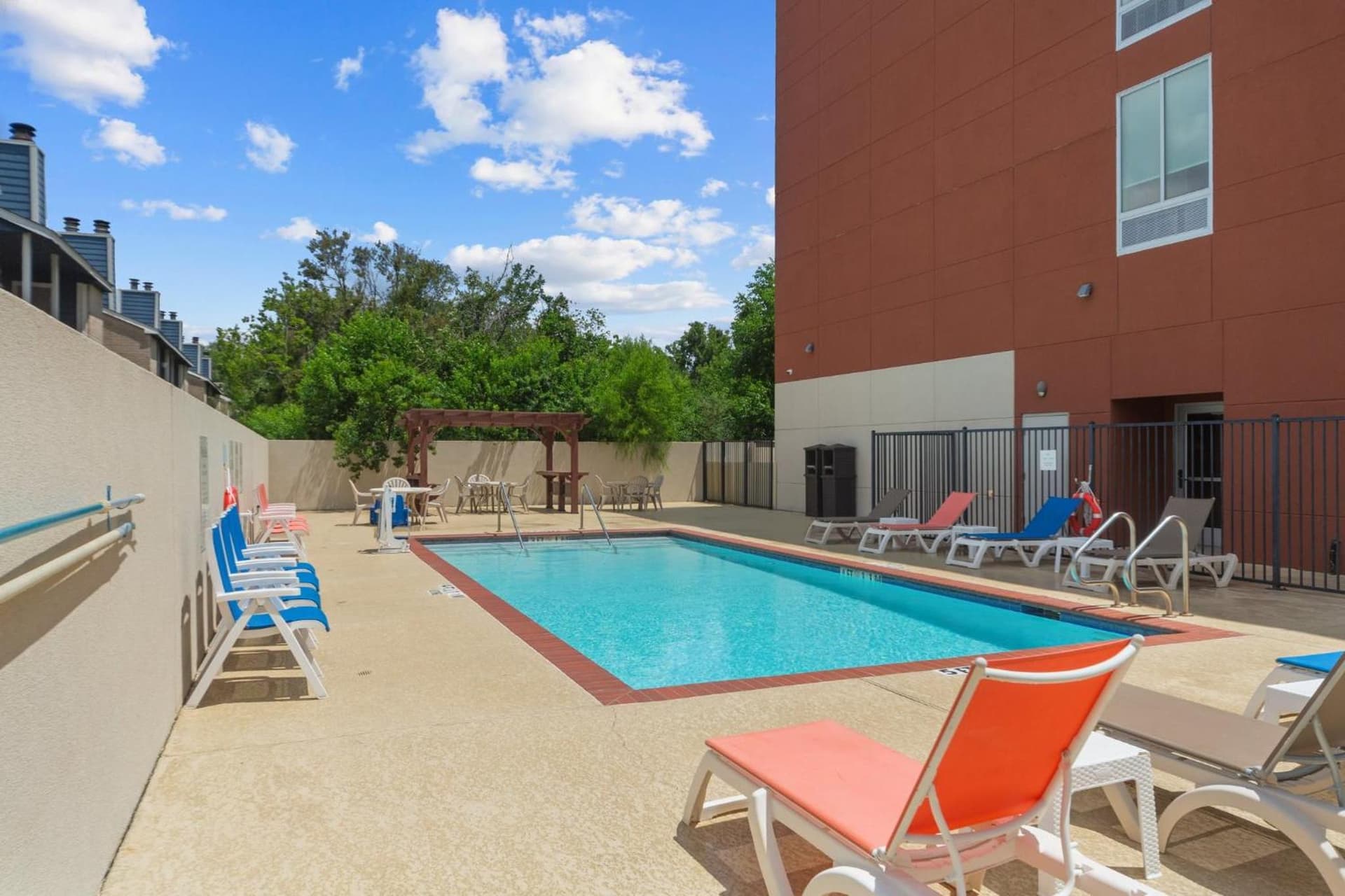 Holiday Inn Express & Suites - Houston NASA - Boardwalk Area by IHG gallery photo in Seabrook, TX — image 26