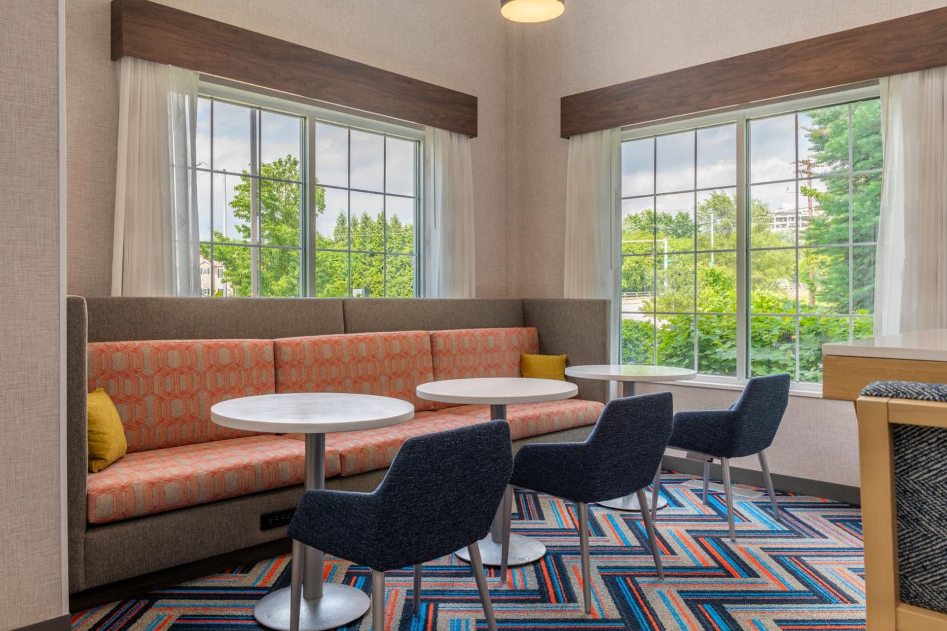 Hampton Inn Manchester Downtown gallery photo in Manchester, NH — image 31