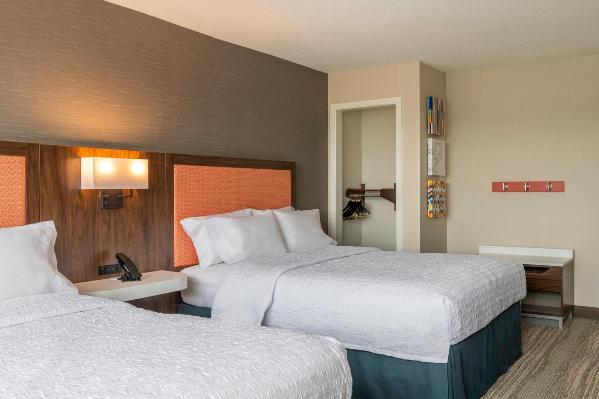 Hampton Inn Manchester Downtown gallery photo in Manchester, NH — image 48