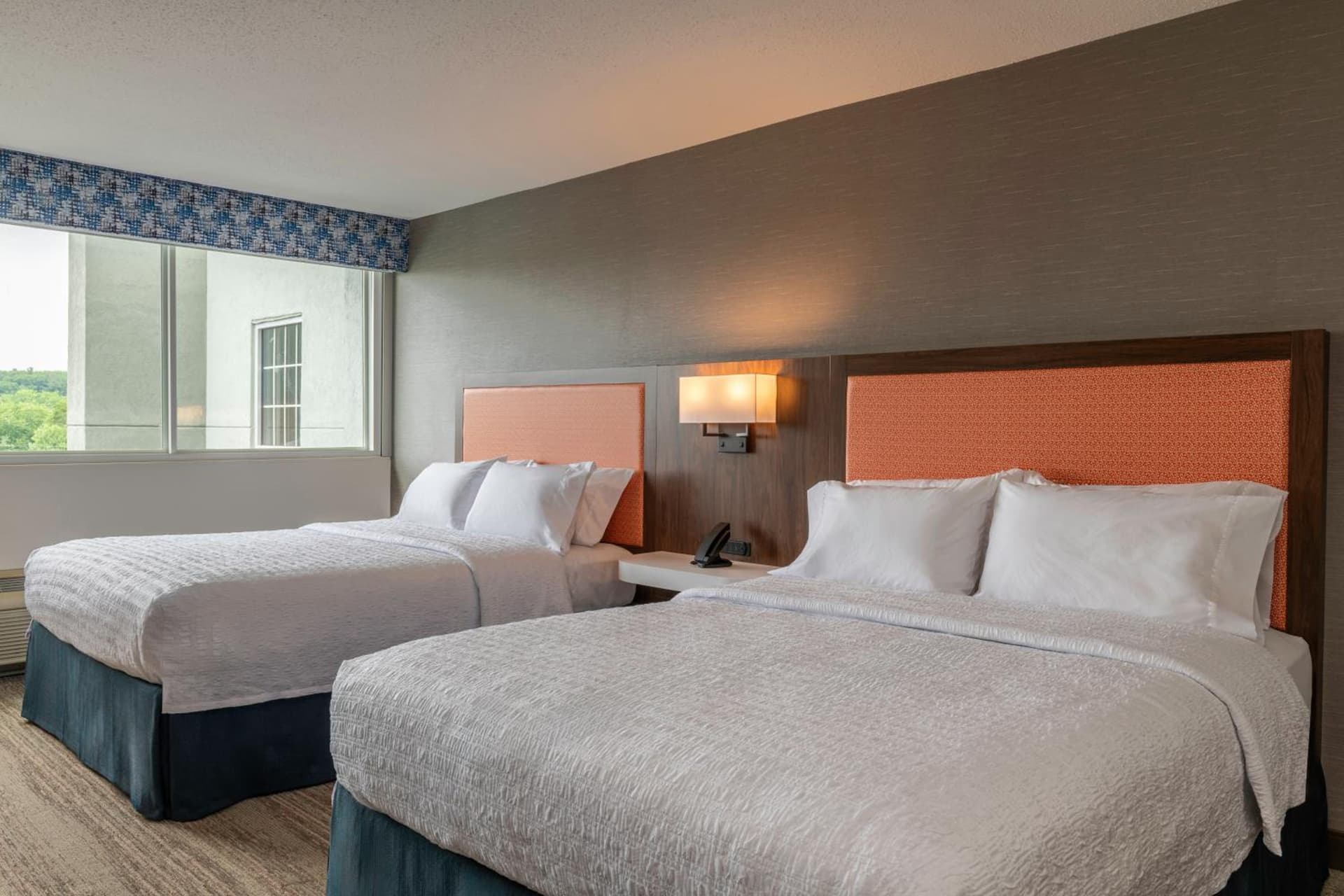 Hampton Inn Manchester Downtown gallery photo in Manchester, NH — image 77