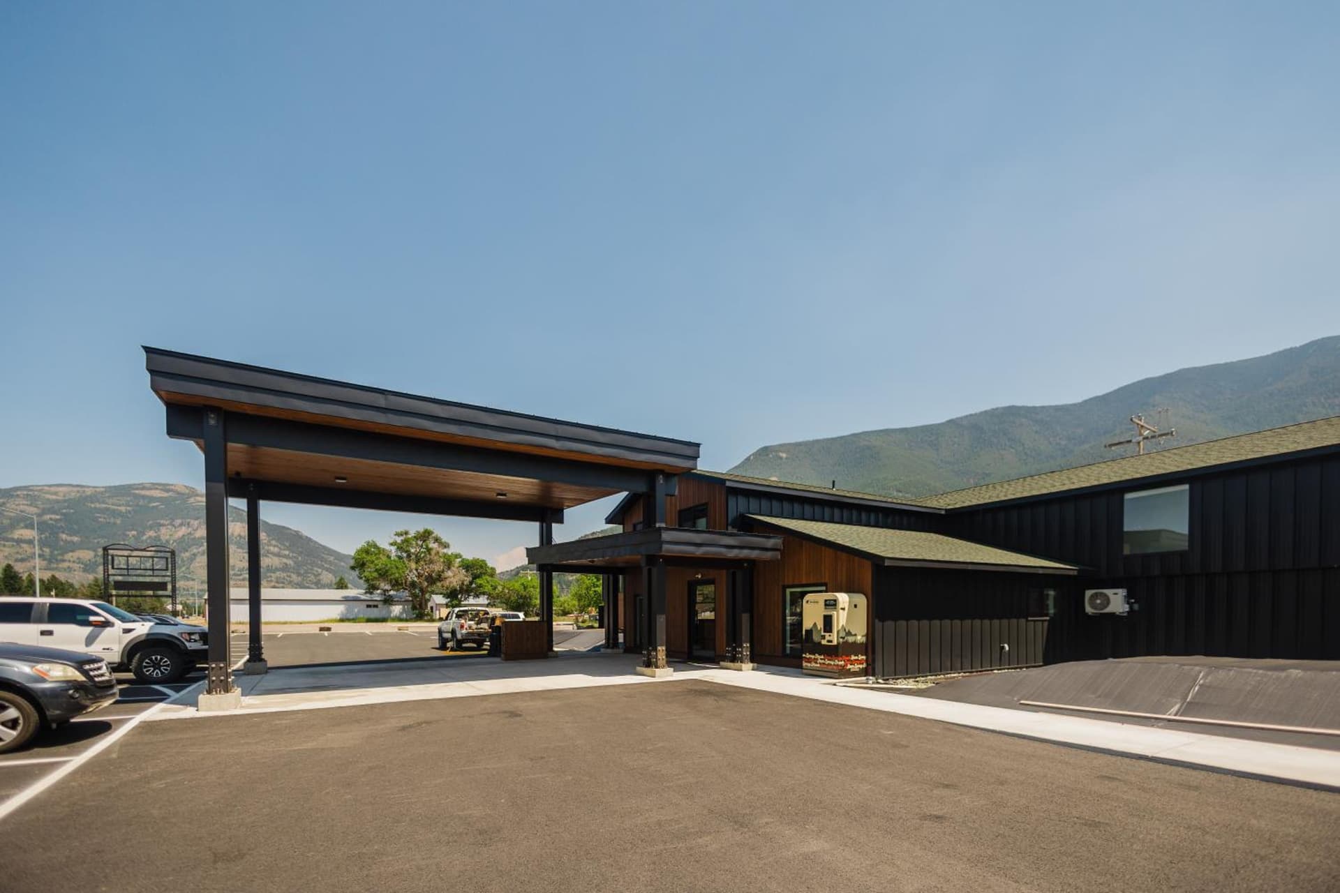 Wonderstone at Glacier property views in Columbia Falls, MT — gallery photo 3