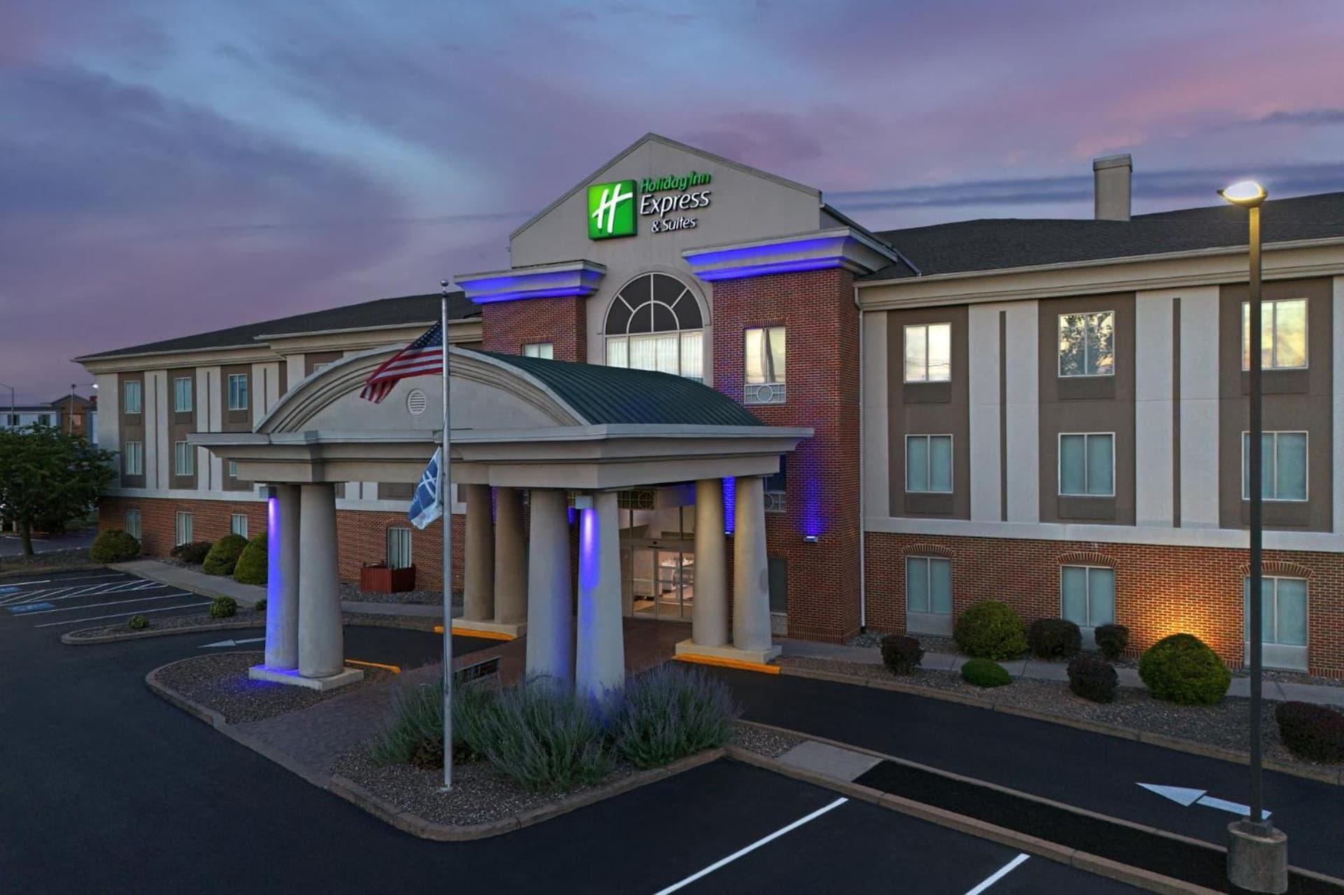 Holiday Inn Express & Suites by IHG Chambersburg by IHG gallery photo in Chambersburg, PA — image 68