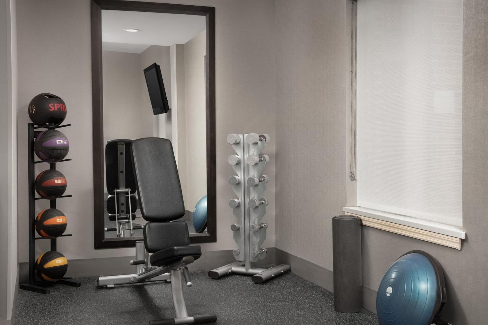 Holiday Inn Express & Suites by IHG Chambersburg by IHG gallery photo in Chambersburg, PA — image 65