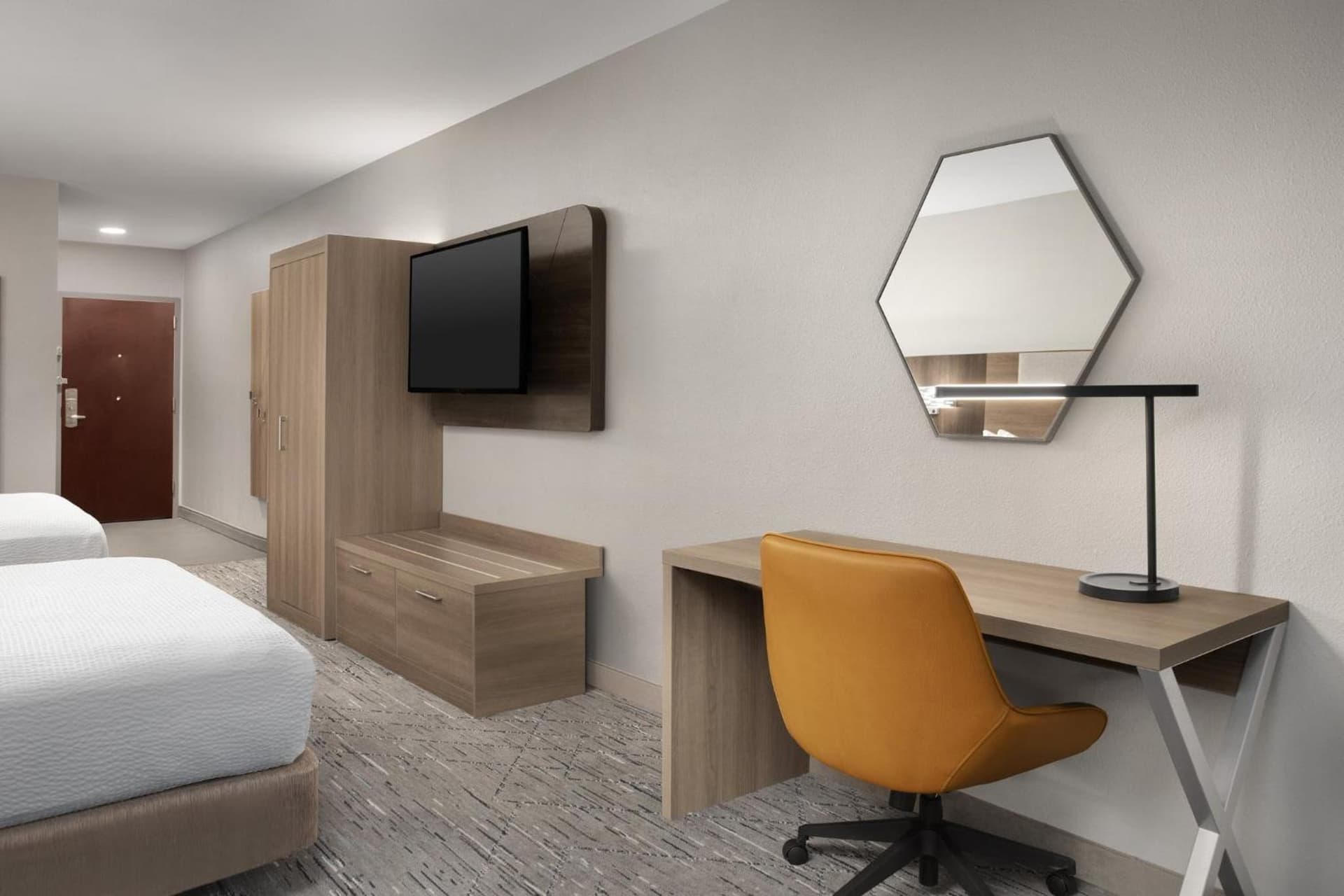 Holiday Inn Express & Suites by IHG Chambersburg by IHG gallery photo in Chambersburg, PA — image 38