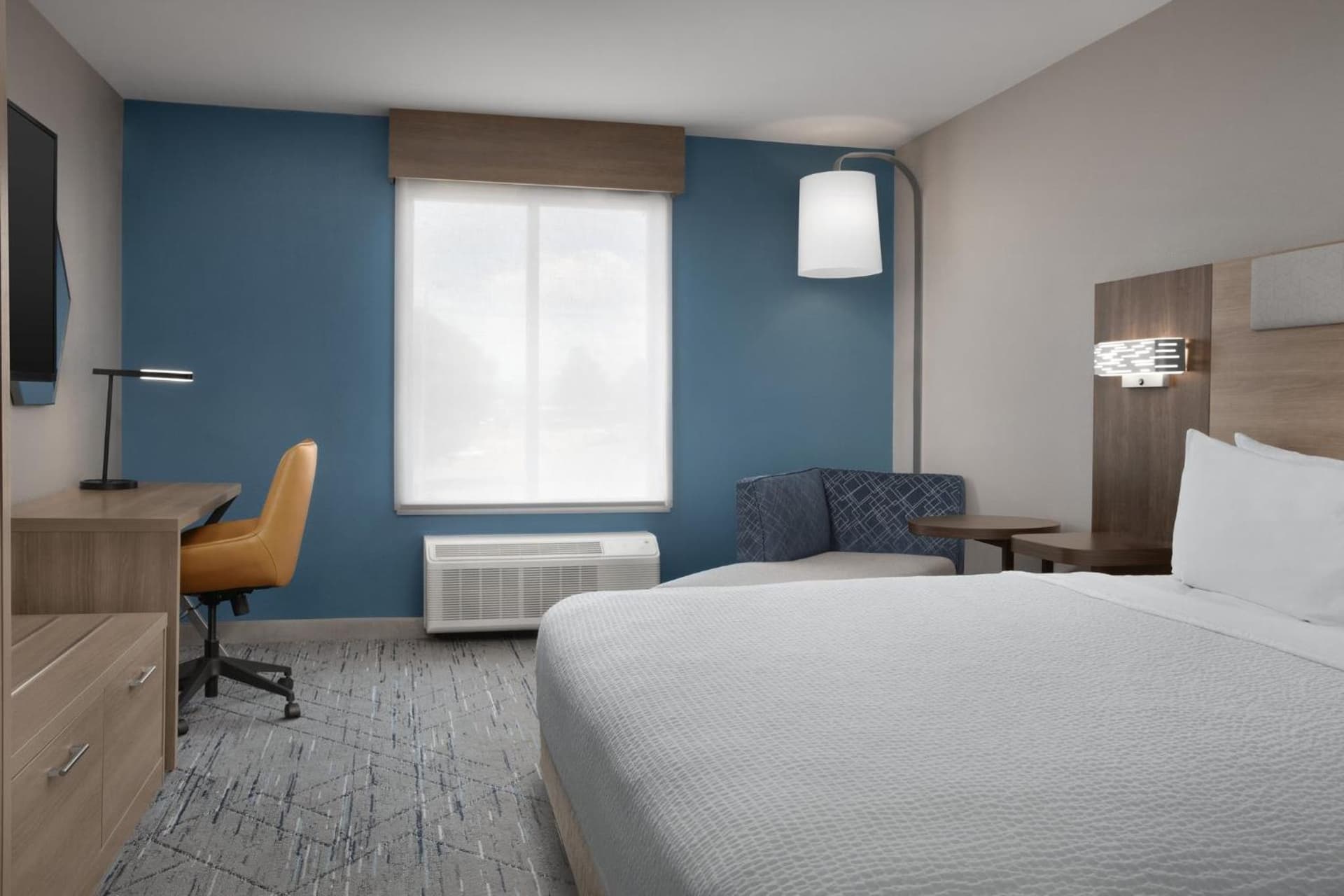 Holiday Inn Express & Suites by IHG Chambersburg by IHG gallery photo in Chambersburg, PA — image 32