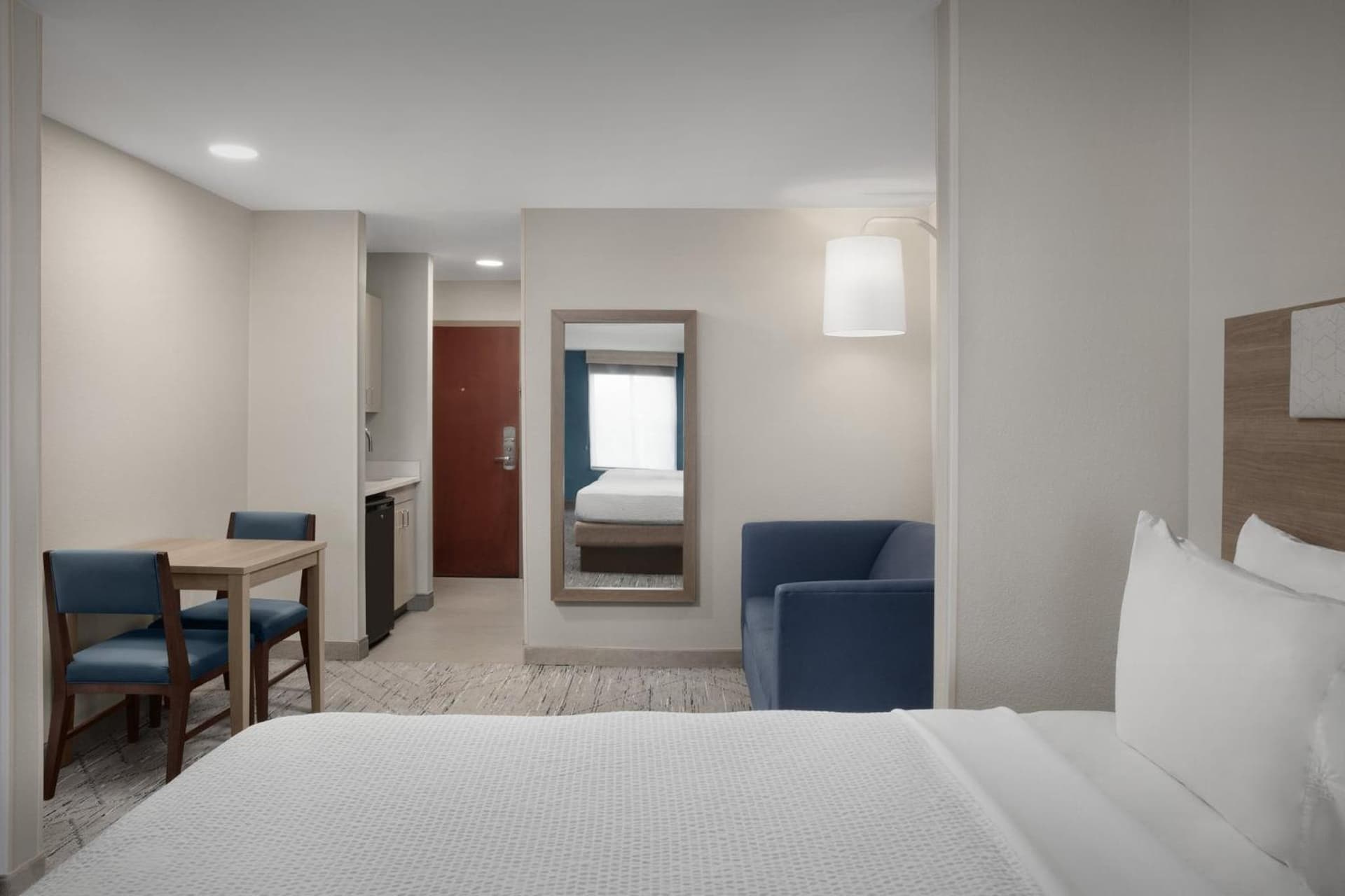Holiday Inn Express & Suites by IHG Chambersburg by IHG gallery photo in Chambersburg, PA — image 52