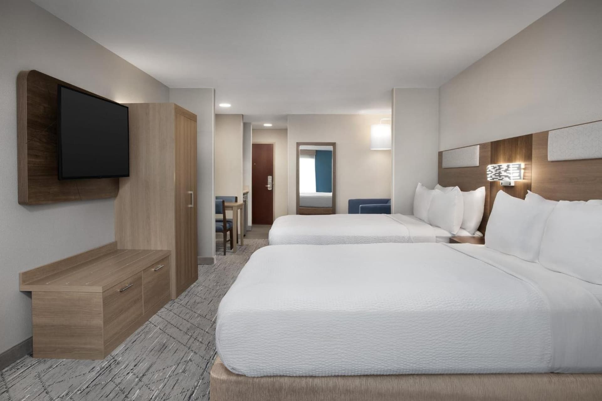 Holiday Inn Express & Suites by IHG Chambersburg by IHG gallery photo in Chambersburg, PA — image 35