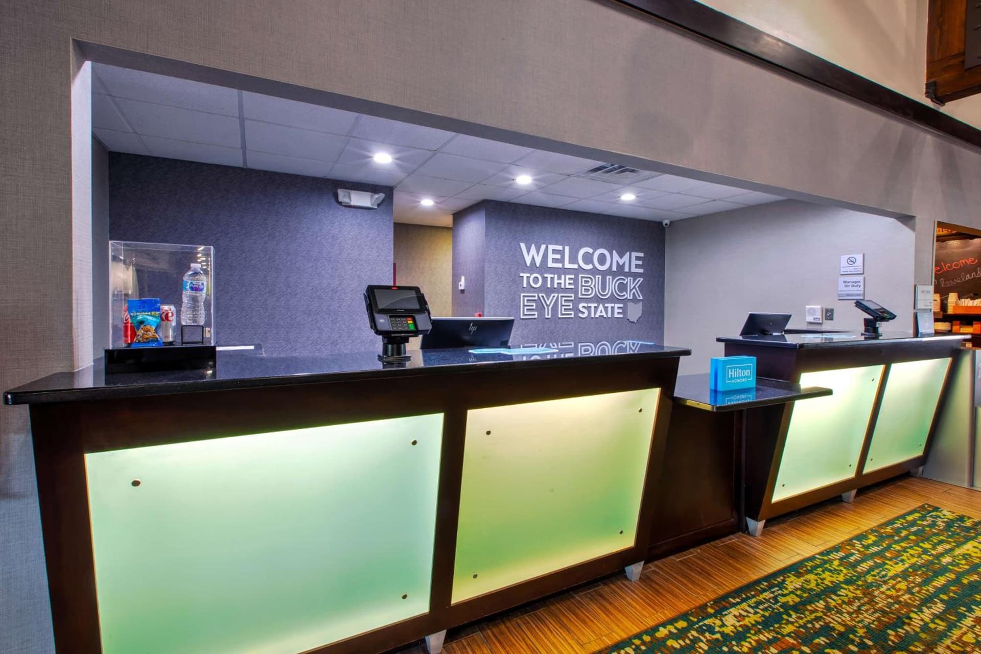 Hampton Inn & Suites Cleveland-Airport/Middleburg Heights gallery photo in Middleburg Heights, OH — image 10